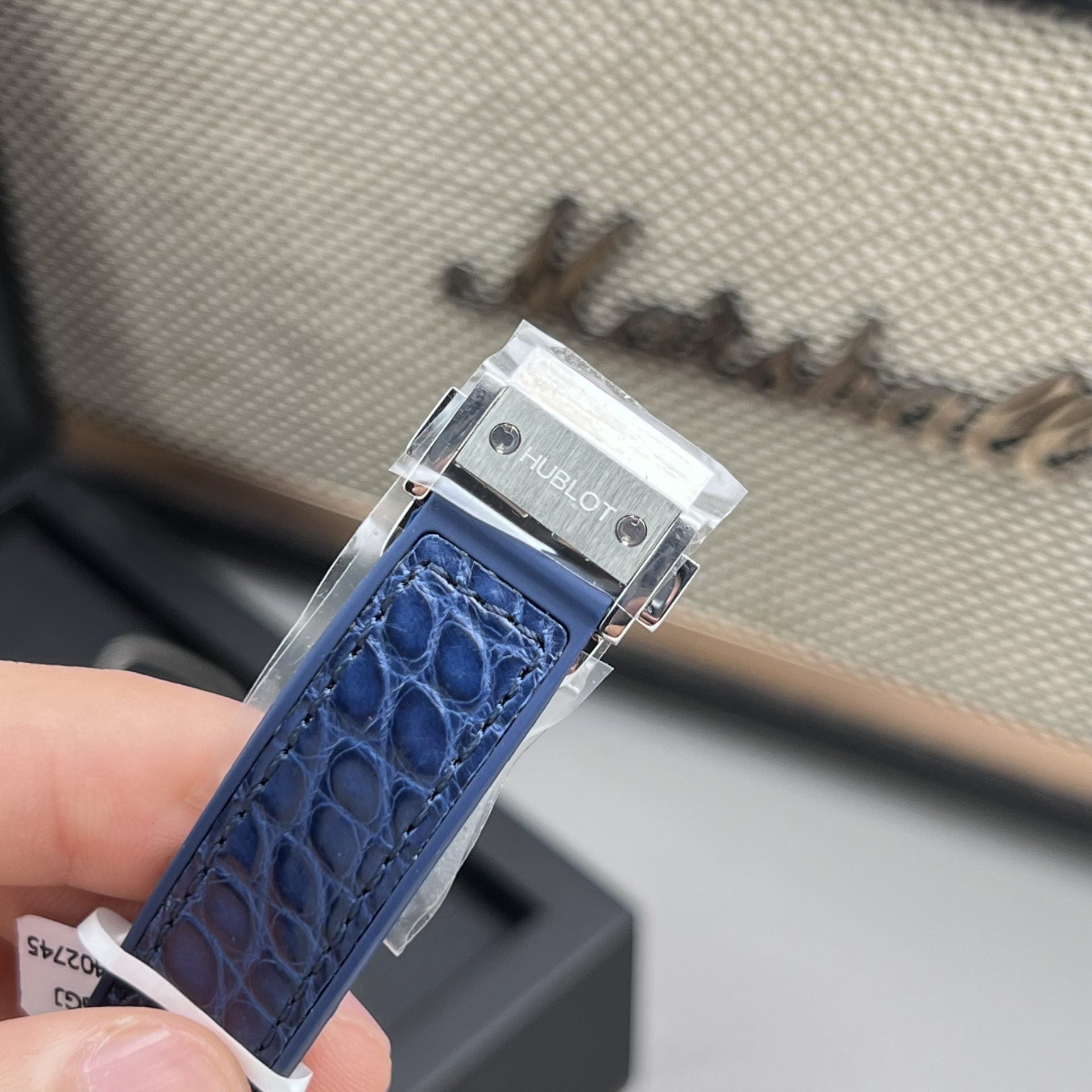 Hublot Watch Classic Fussion Blue Dial Moissanite Diamonds 33mm - Image 7