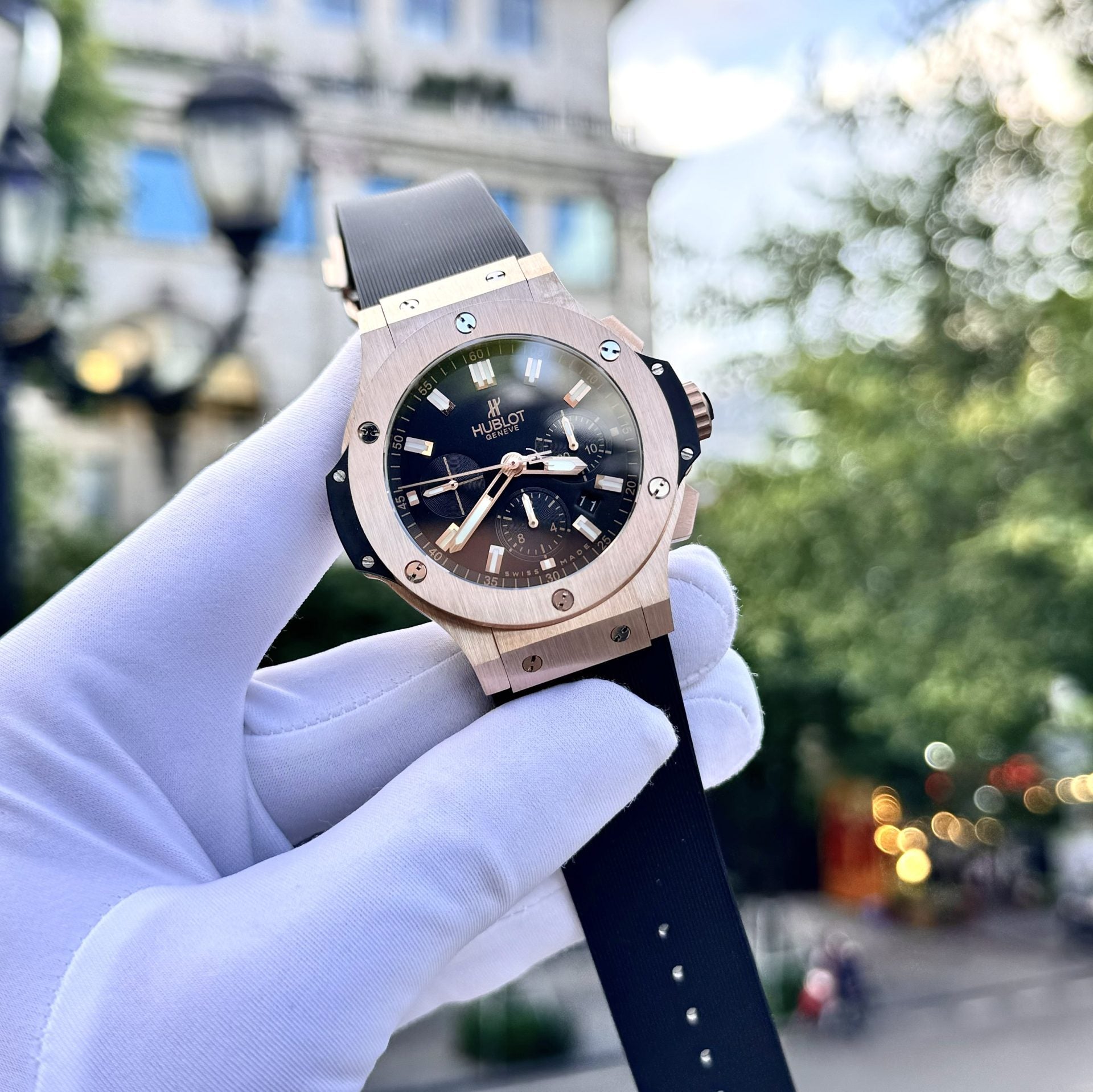 Hublot Watch Big Bang Chronograph King Gold Black Dial 44mm - Image 2