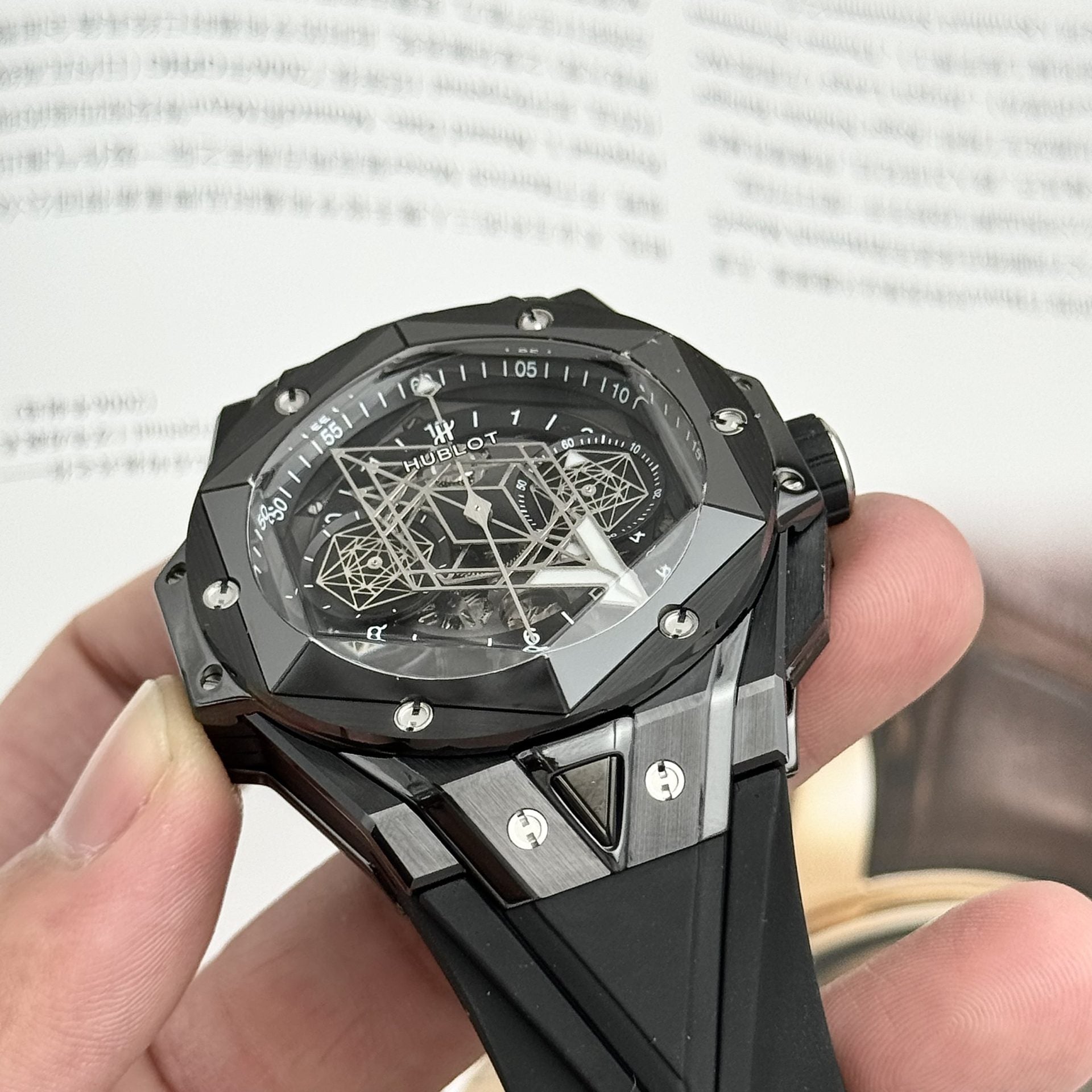 Hublot Watch Big Bang Sang Bleu II Black Ceramic 45mm - Image 6