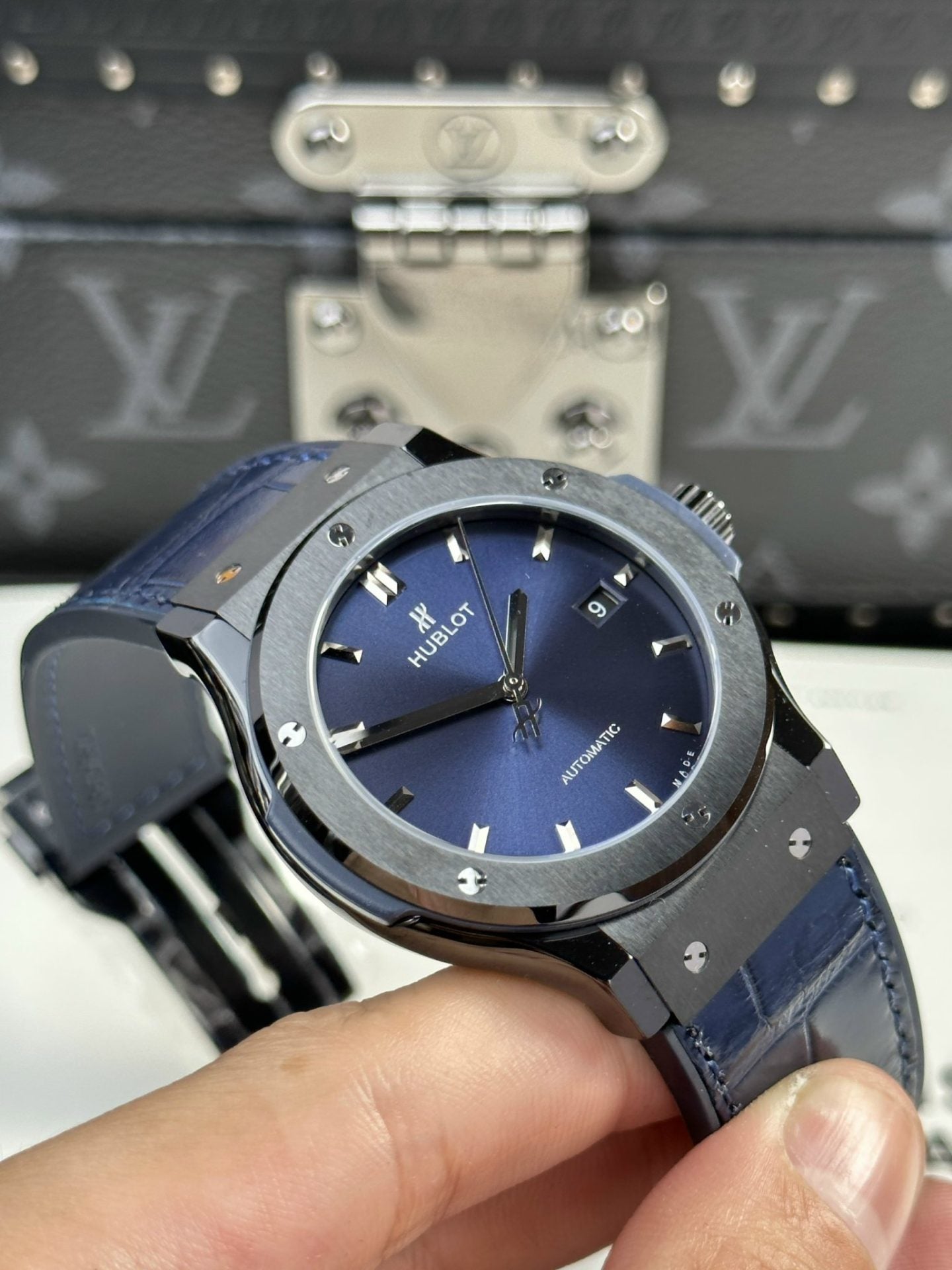 Hublot Classic Fusion Watch Ceramic Blue Dial 42mm - Image 4