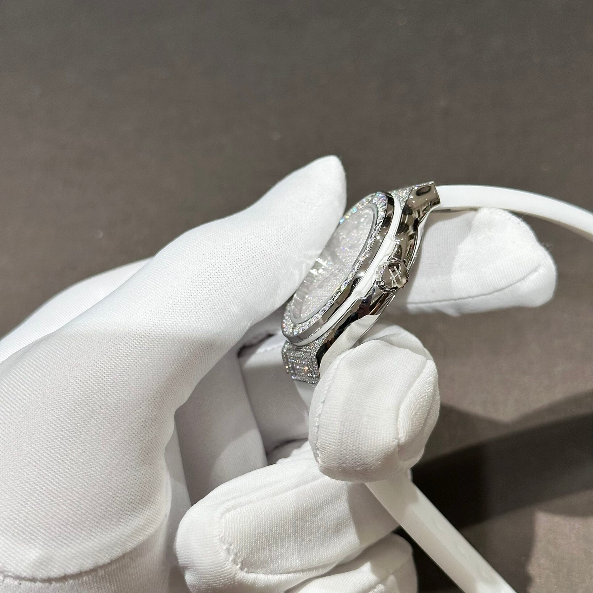 Hublot Classic Fusion Watch White Full Moissanite Diamonds 33mm - Image 5