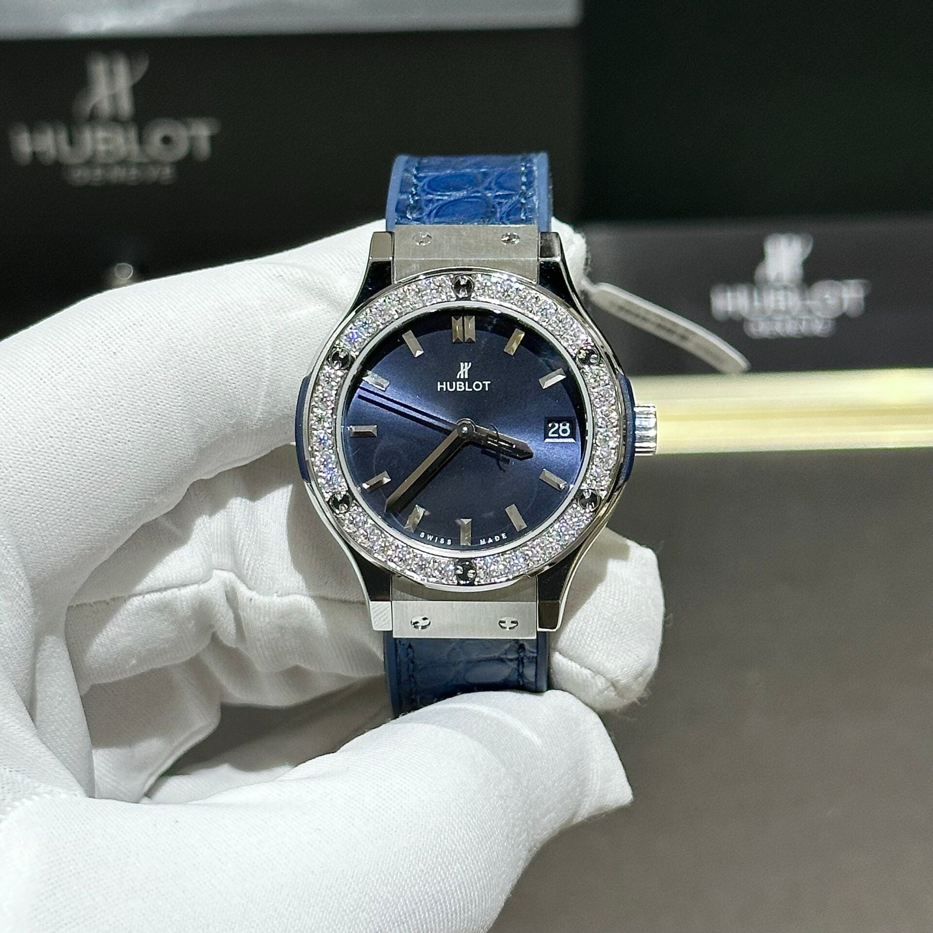 Hublot Classic Fusion Watch Blue With Moissanite Diamond 33mm - Image 2