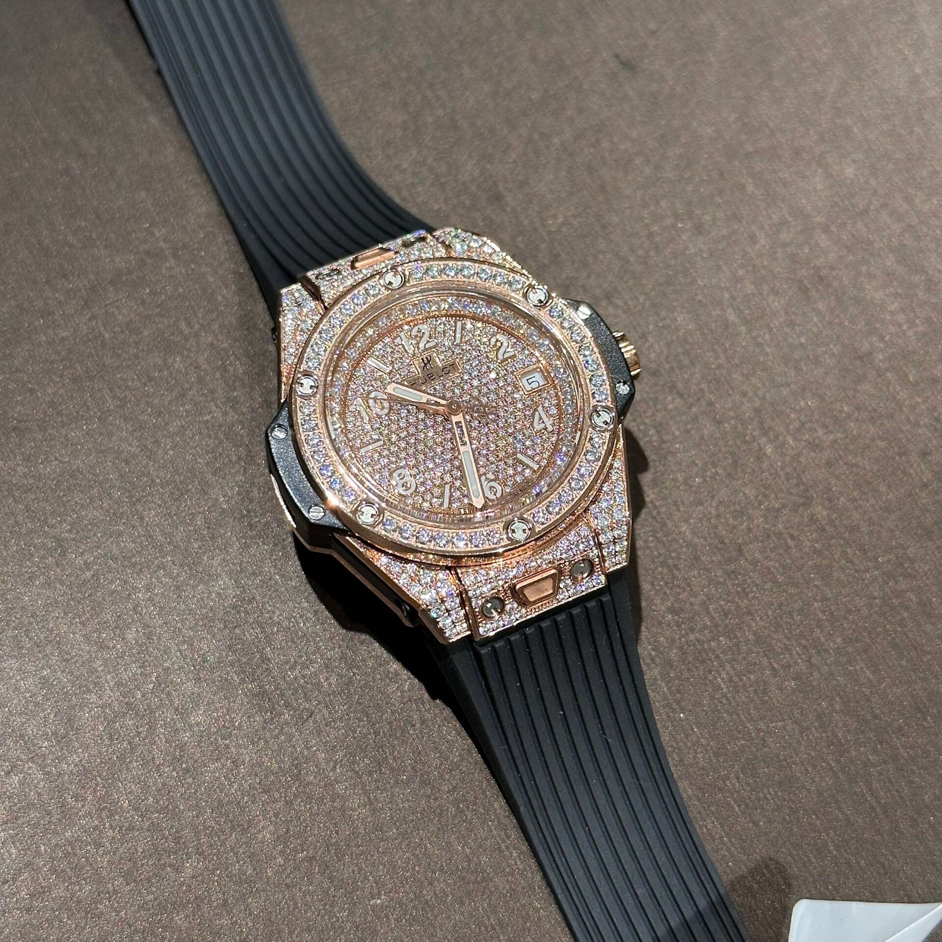 Hublot Watch One Click Gold Wrapped With Full Moissanite 39mm