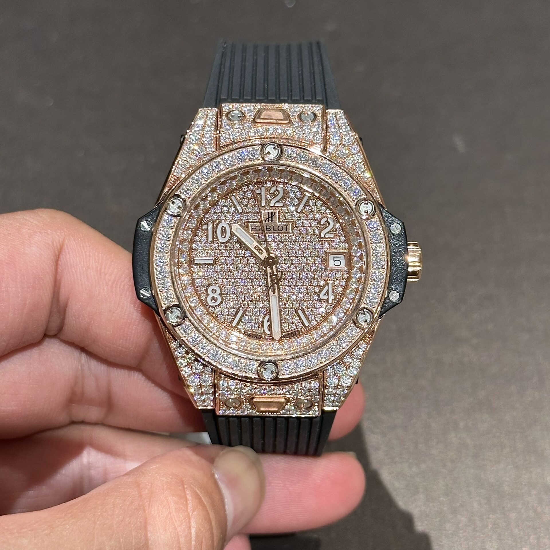 Hublot Watch One Click Gold Wrapped With Full Moissanite 39mm - Image 3