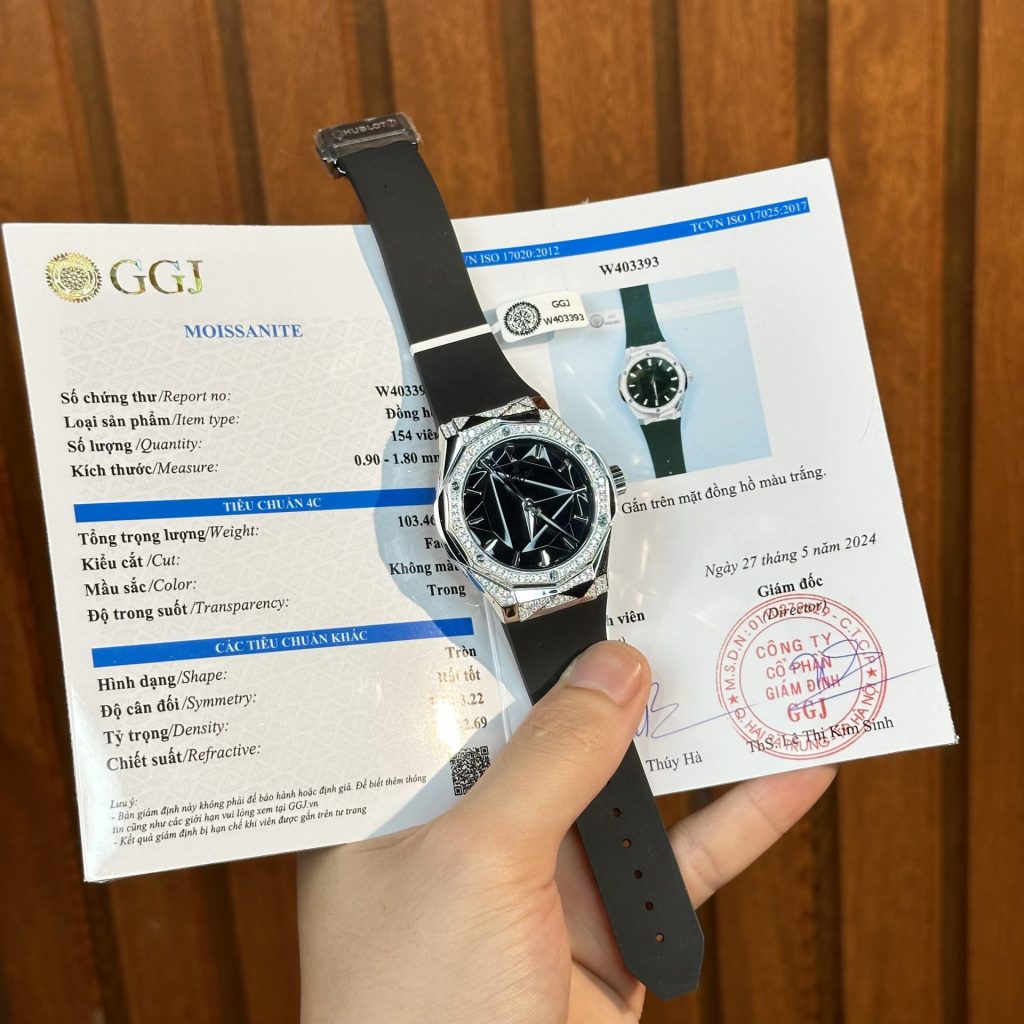 Đồng Hồ Hublot Orlinski Độ Kim Cương Moissanite Demi Màu Đen 40mm (1)