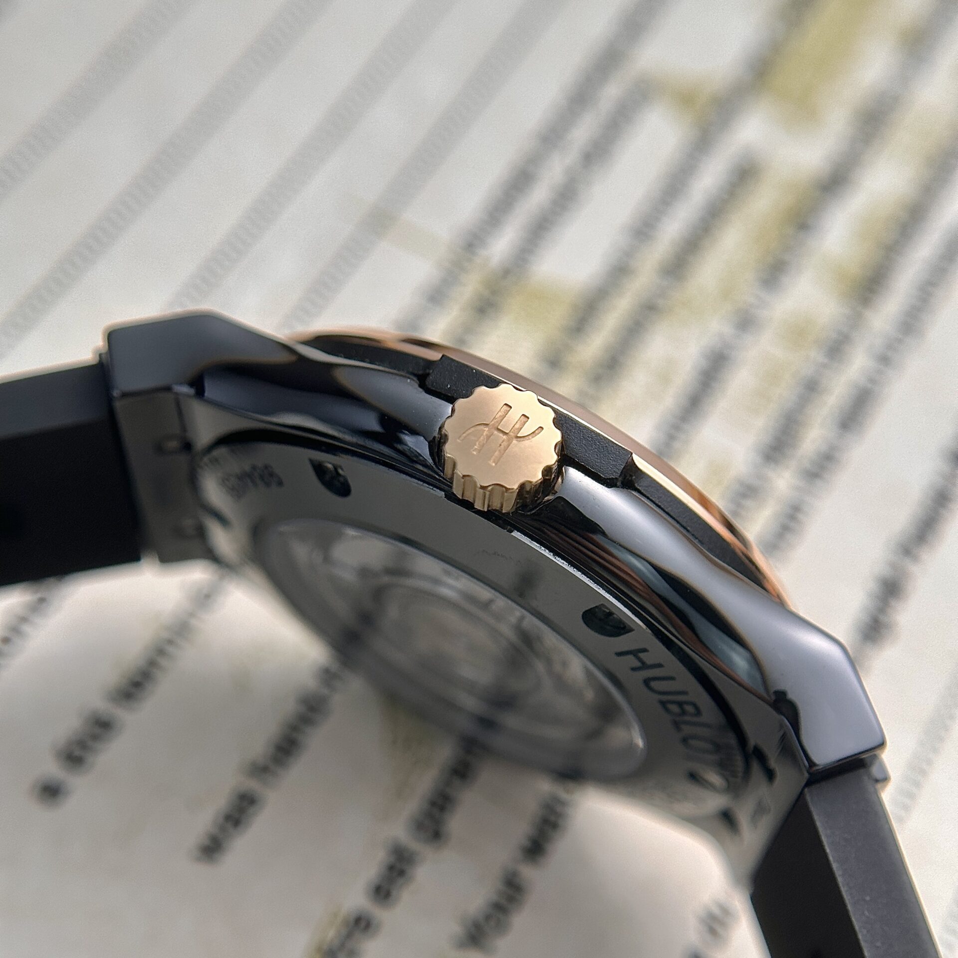 Hublot Classic Fusion Ceramic Demi Gold Carbon Dial Watch 42mm - Image 4