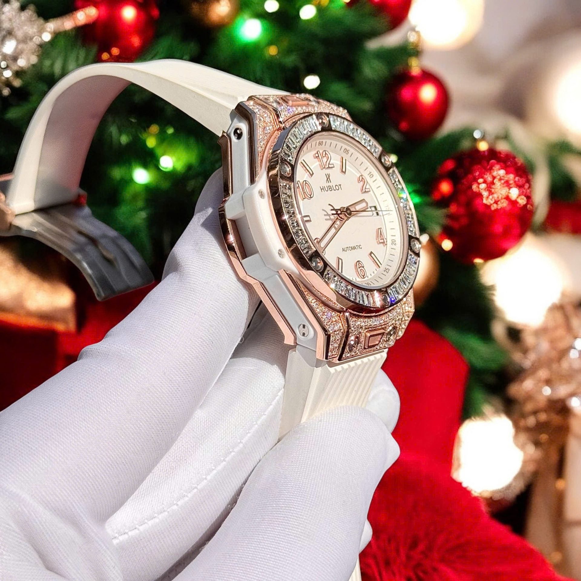 Hublot Watch Big Bang One Click Gold Wrapped + Moissanite Diamonds Baguette 39mm - Image 4