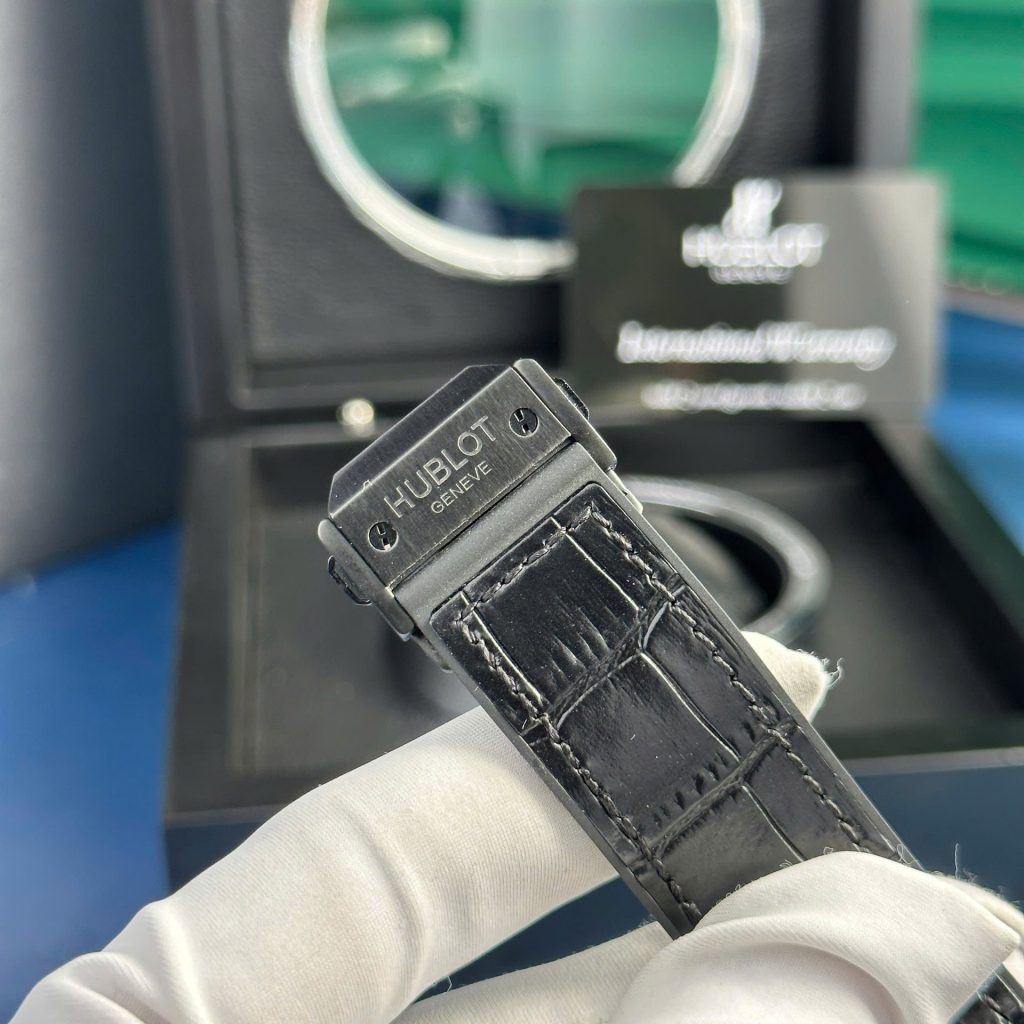 Đồng Hồ Hublot Replica 11 Classic Fusion Skeleton Tourbillon Vỏ Gốm Đen 45mm (1)