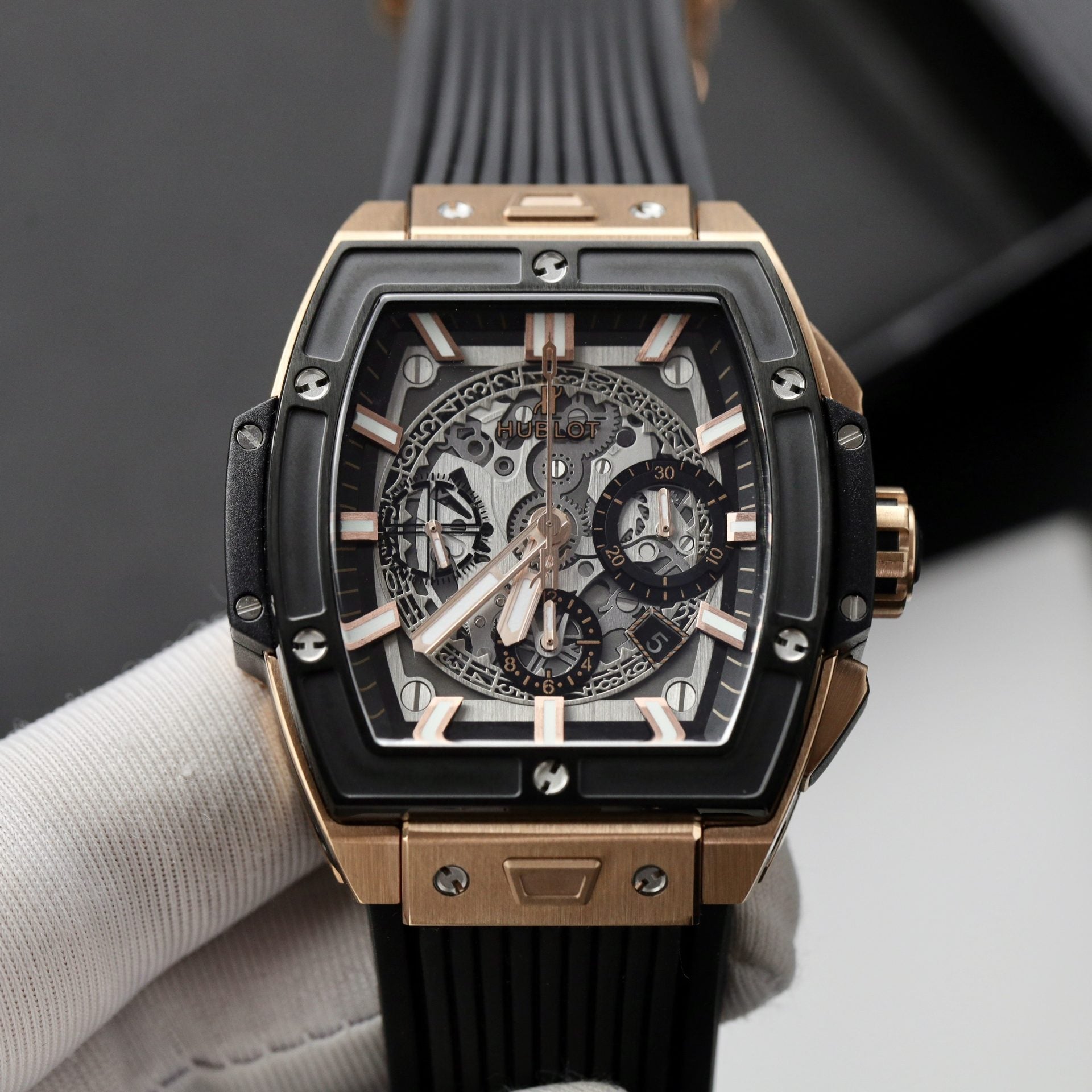 Hublot Watch Spirit Of Big Bang King Gold Black Dial 42mm - Image 4