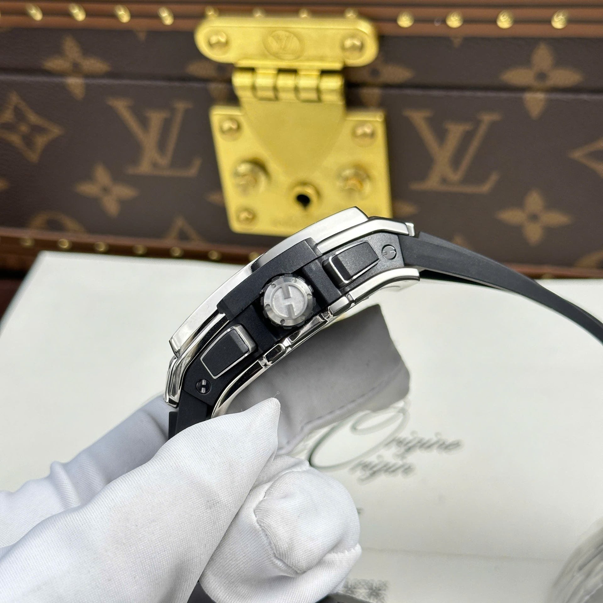 Hublot Spirit Of Big Bang Titanium Watch Rubber Strap 42mm - Image 7