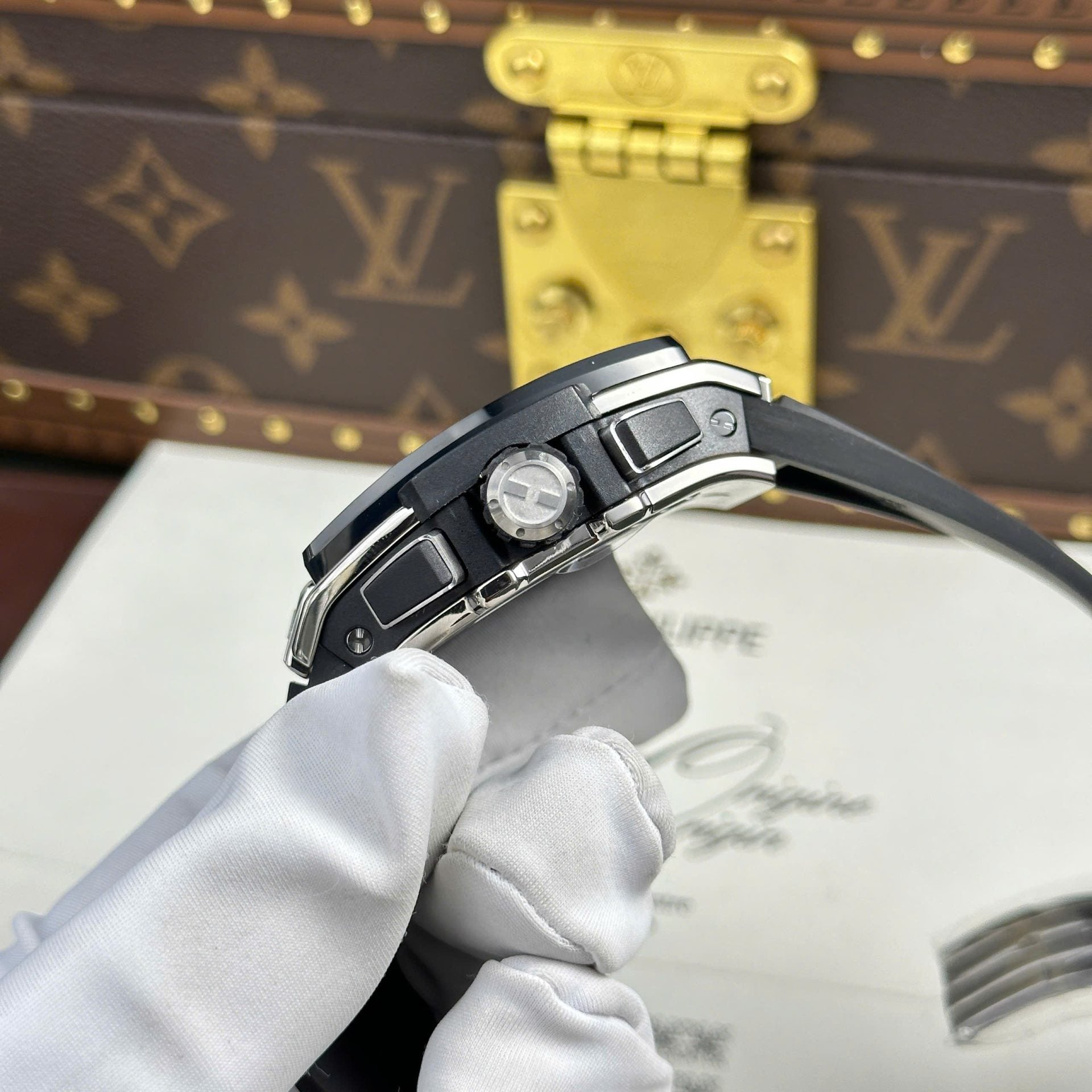 Hublot Spirit Of Big Bang Titanium Watch Rubber Strap 42mm - Image 6