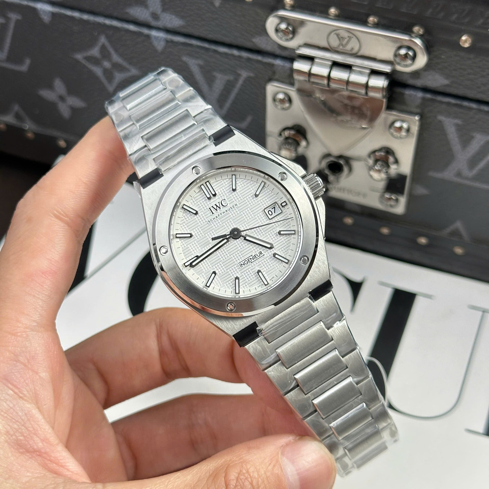 IWC Ingenieur Watch White Dial Stainless Steel 40mm