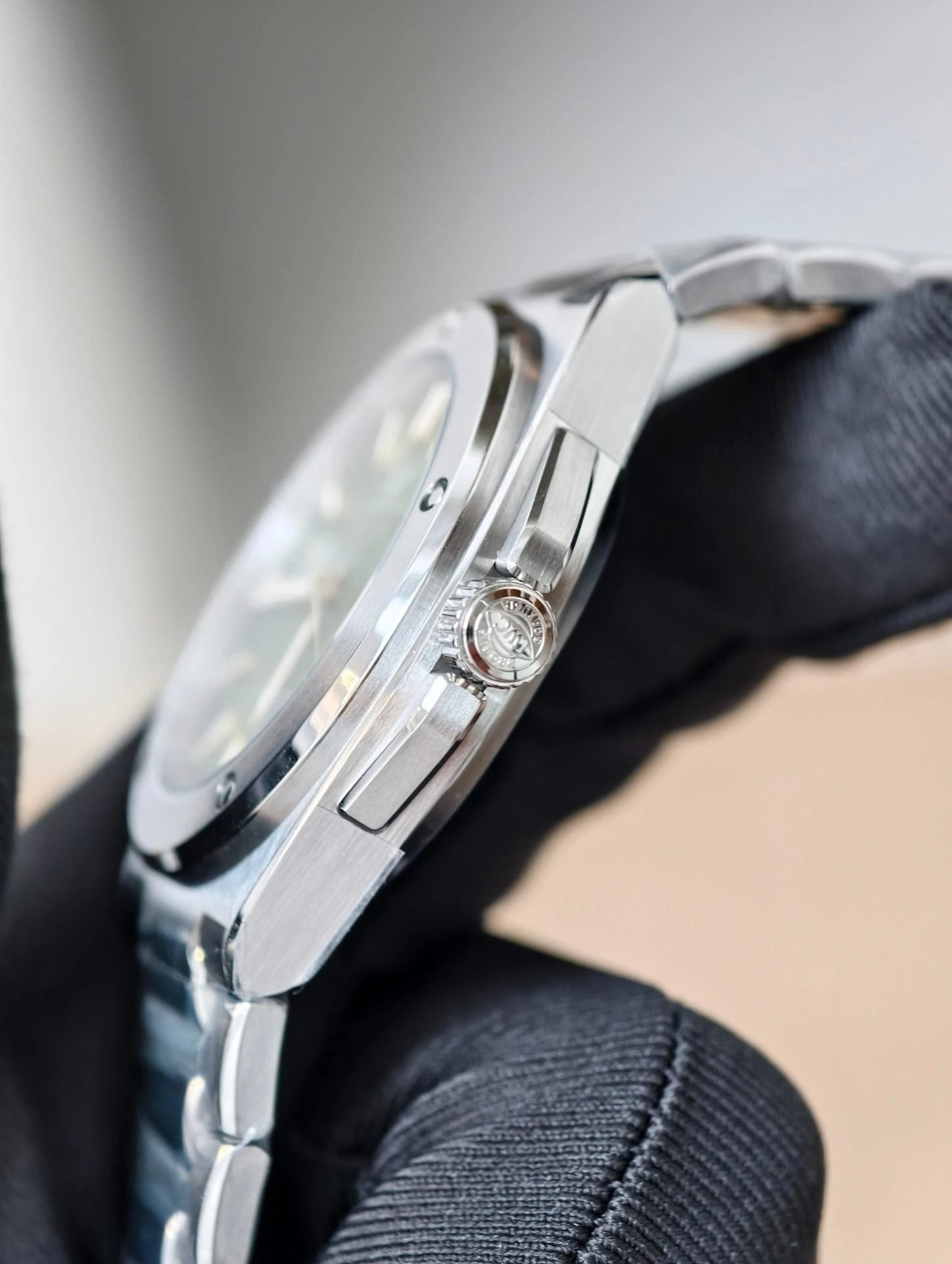 IWC Ingenieur Watch Green Dial Automatic Movement 40mm - Image 4