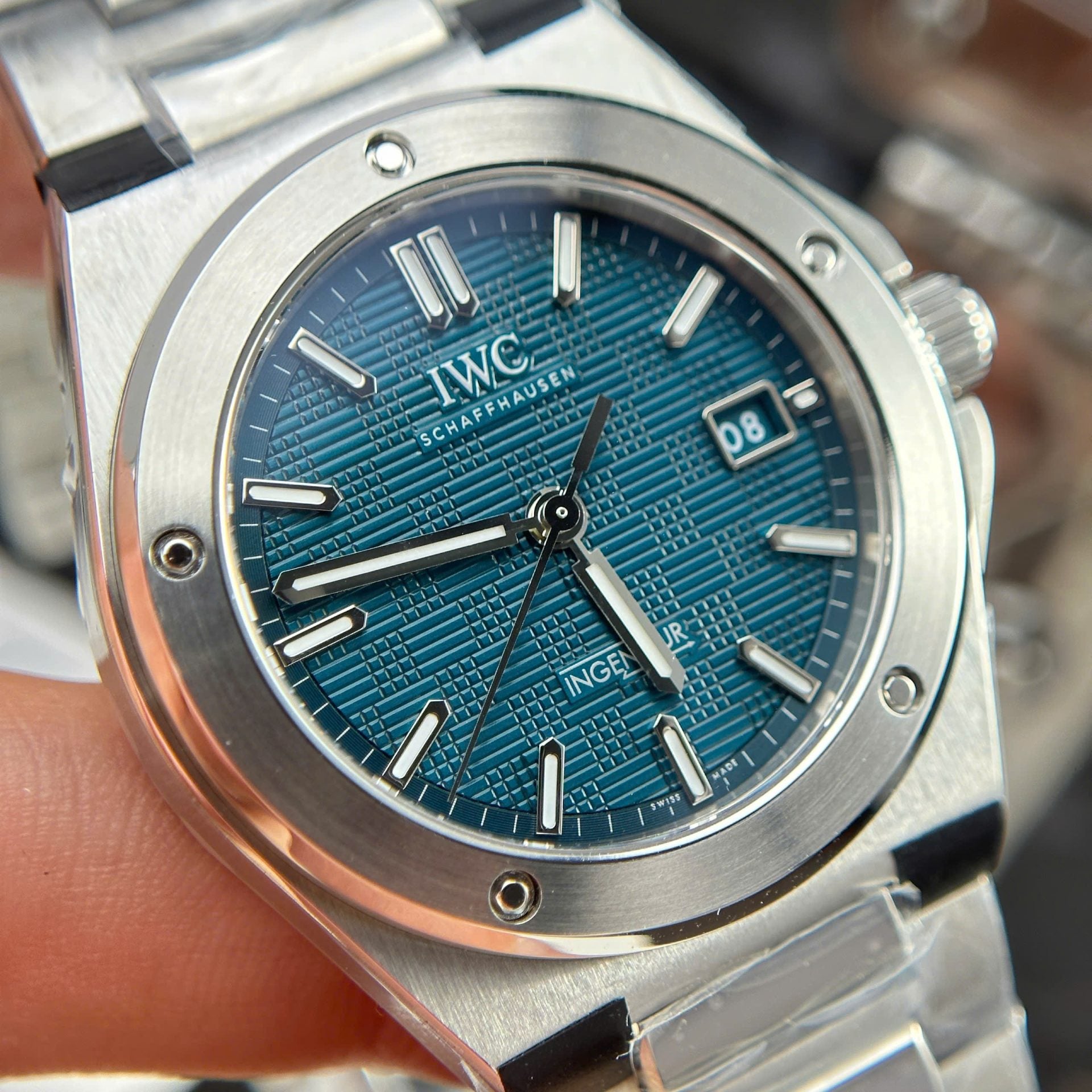 IWC Ingenieur Watch Blue Dial Automatic Movement 40mm - Image 4