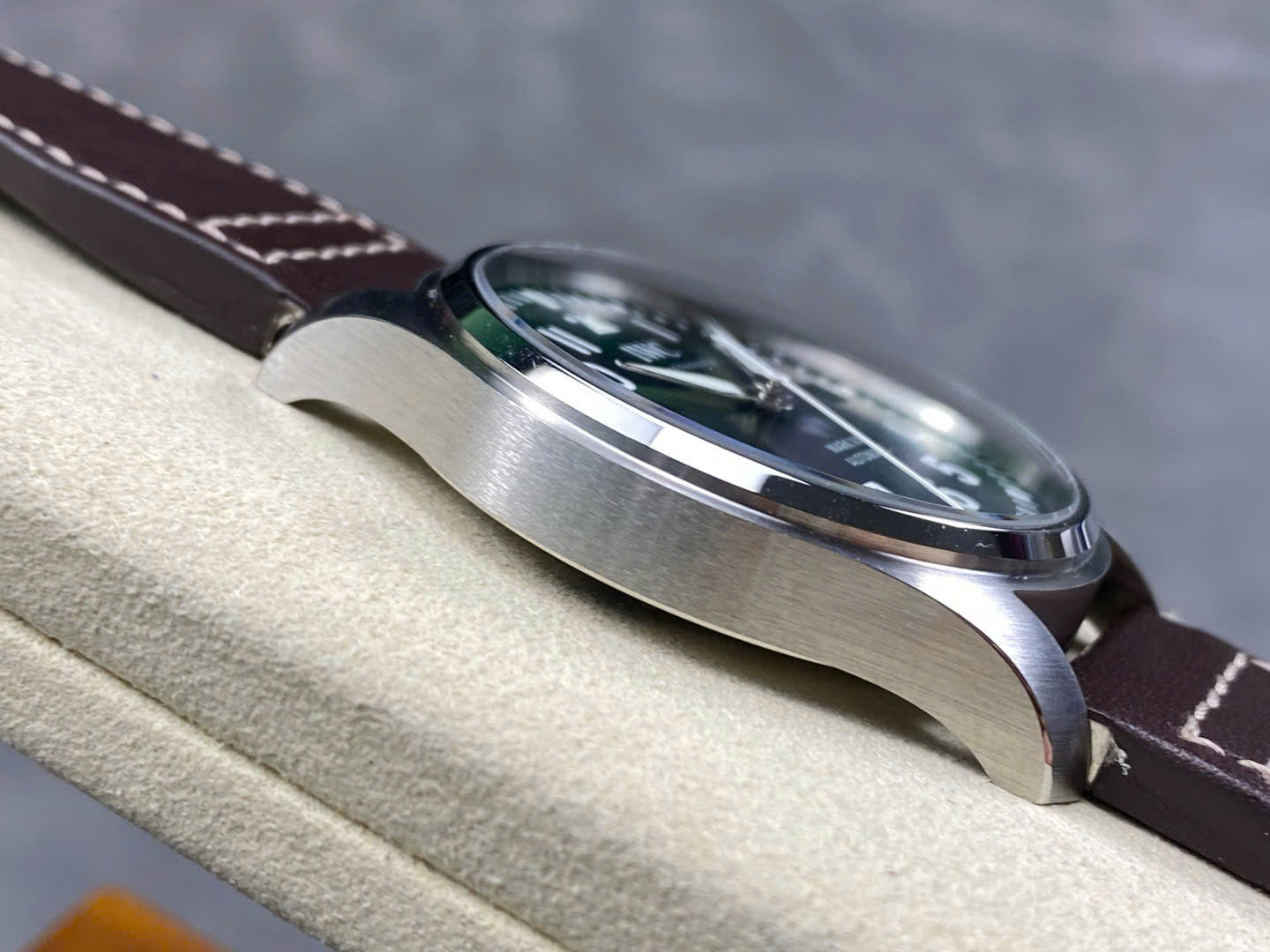 IWC Schaffhausen Pilot’s Mark XX Green Dial Watch 40mm - Image 6