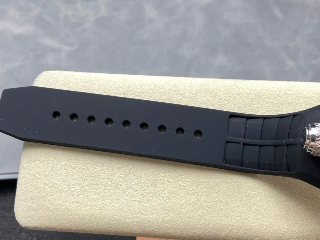 Đồng Hồ Jaboc & Co Bugatti Replica Cao Cấp Dây Cao Su Màu Đen 52x48mm