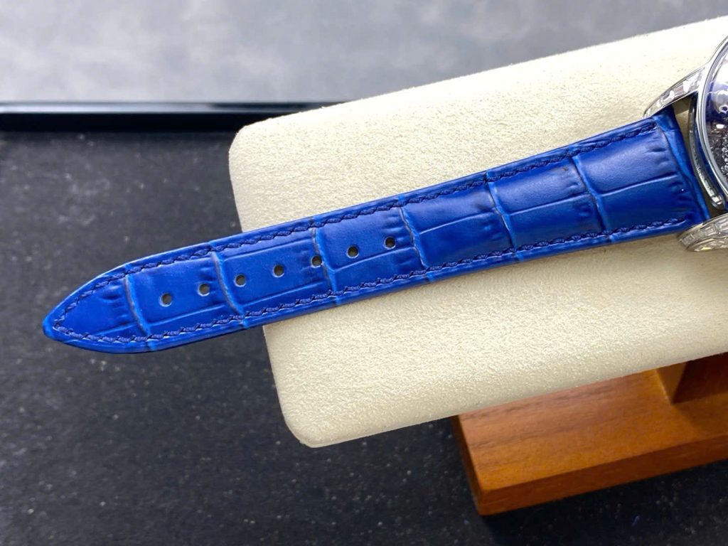 Đồng Hồ Jacob & Co Rồng Đen Replica Cao Cấp Nhất Dây Da Màu Xanh 45mm (10)