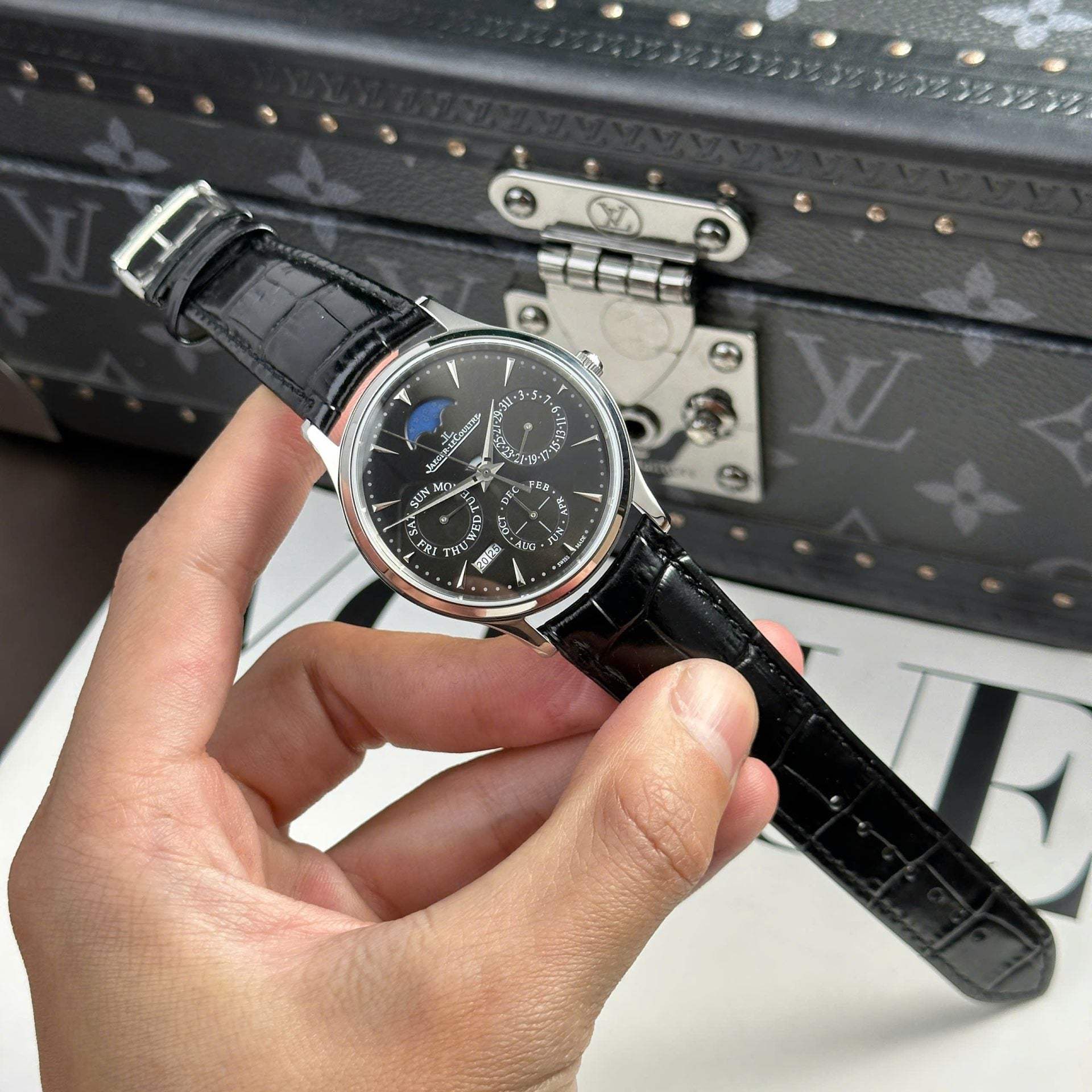 Jaeger LeCoultre Watch Master Ultrathin Perpetual Calendar Matte Grey Dial 39mm - Image 3