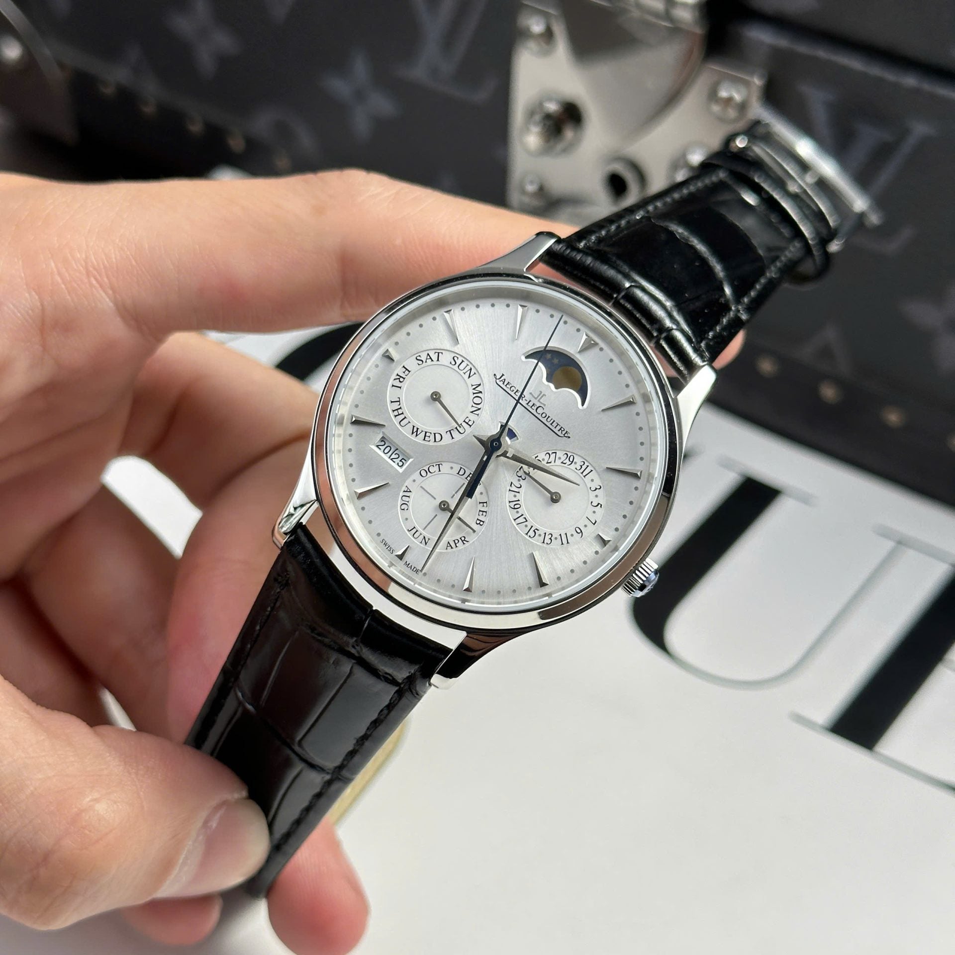 Jaeger LeCoultre Watch Ultrathin Perpetual Calendar Dial Silver 39mm - Image 3