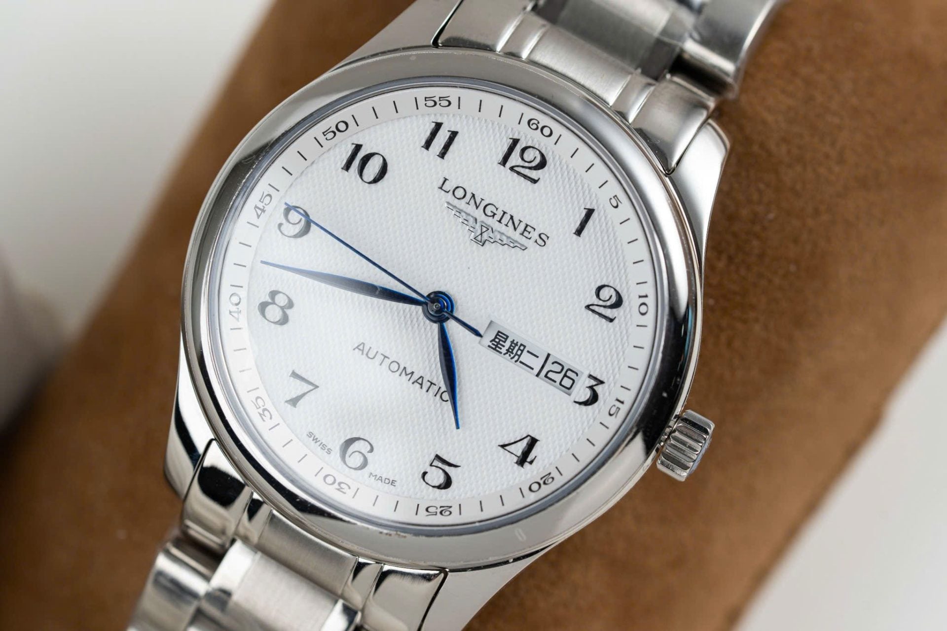 Longines Watch White Dial Metal Wire 38.5mm - Image 3