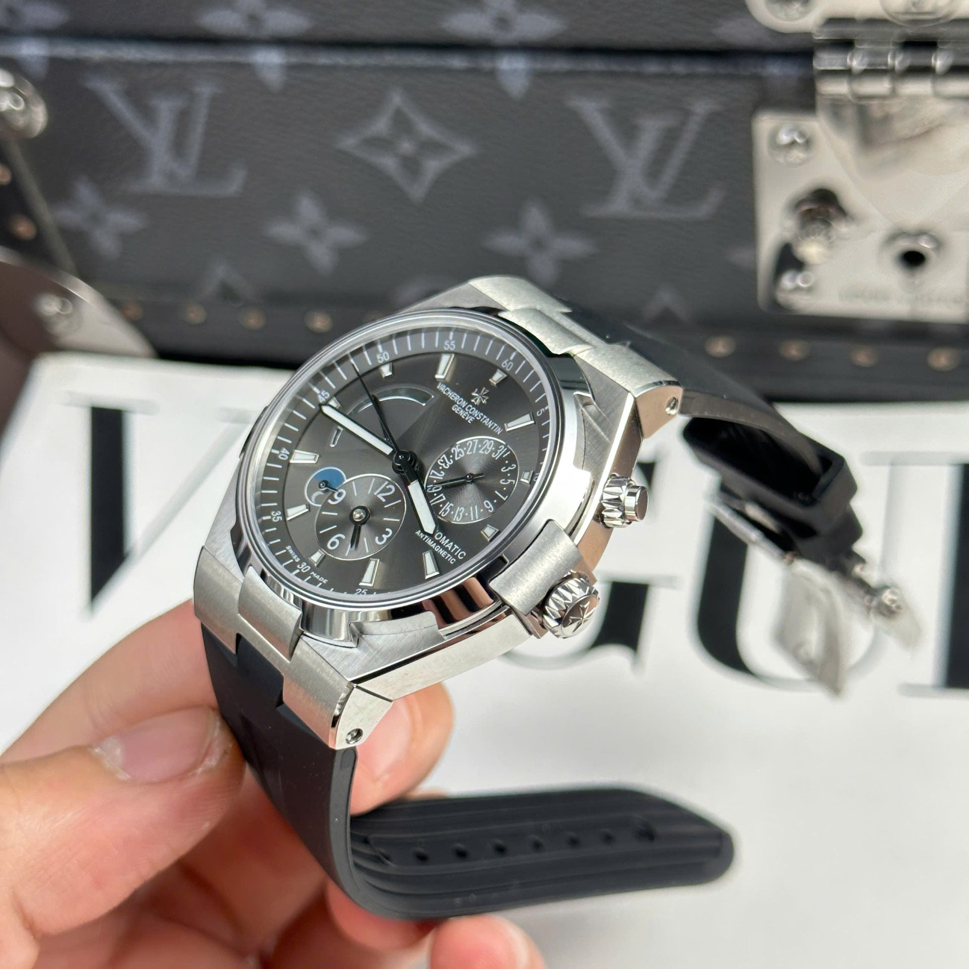 Vacheron Constantin Watch Overseas Dual Time 47450 Gray 42mm - Image 7