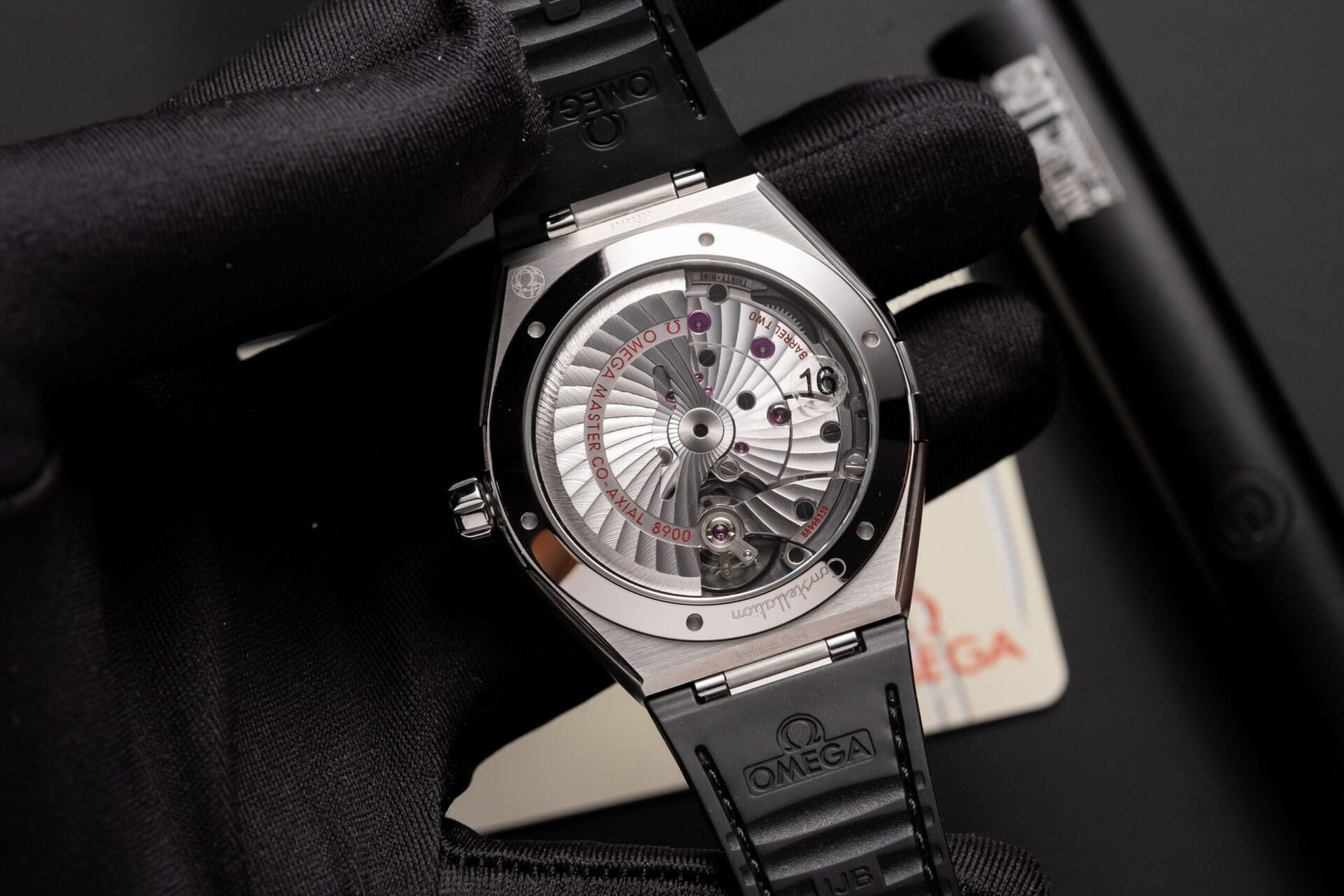 Omega Constellation Watch Black Dial Leather Strap 42mm - Image 9