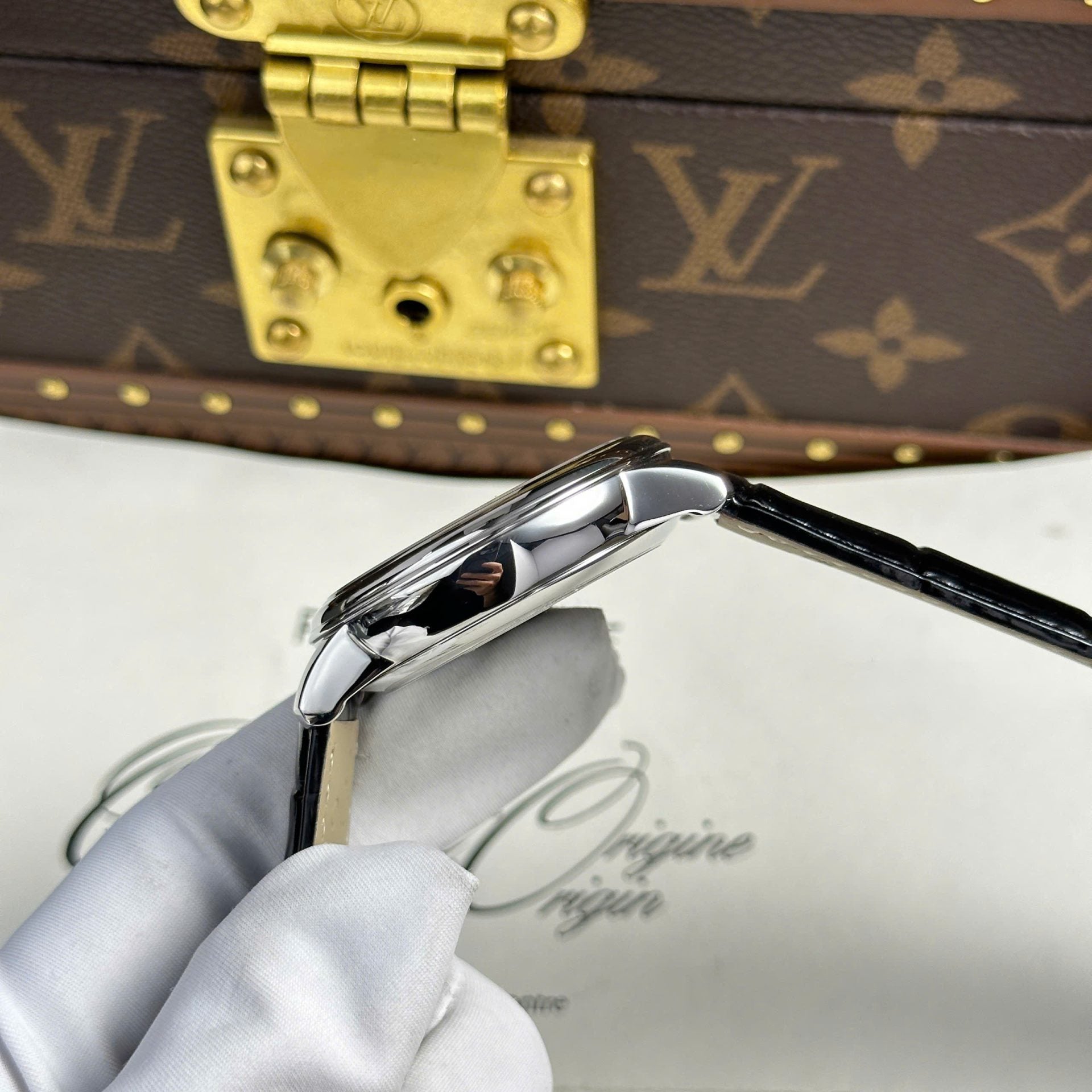 Omega Watch De Ville Prestige Power Reserve Black Dial 39.5mm - Image 8