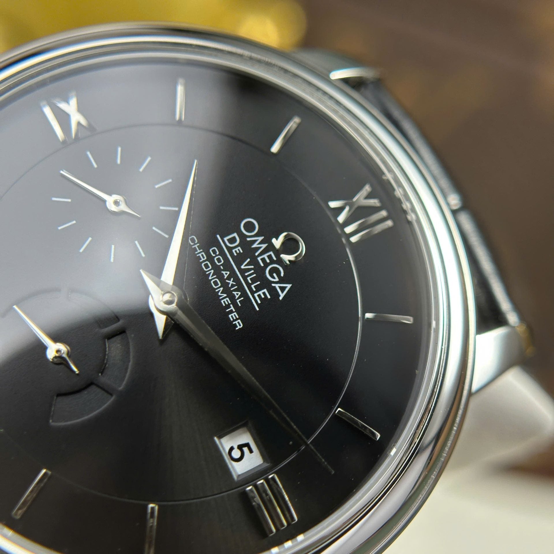 Omega Watch De Ville Prestige Power Reserve Black Dial 39.5mm - Image 5