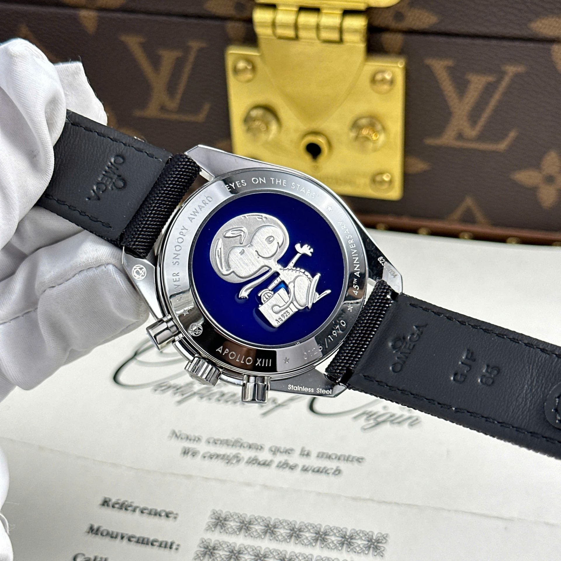 Omega Watch Speedmaster Apollo 13 Silver Snoopy Manual Winding 42mm - Image 8