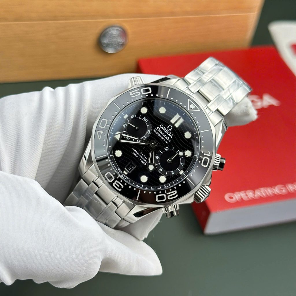 Omega Watch Seamaster Diver 300M Chronograph Dial Black 44mm - Image 2