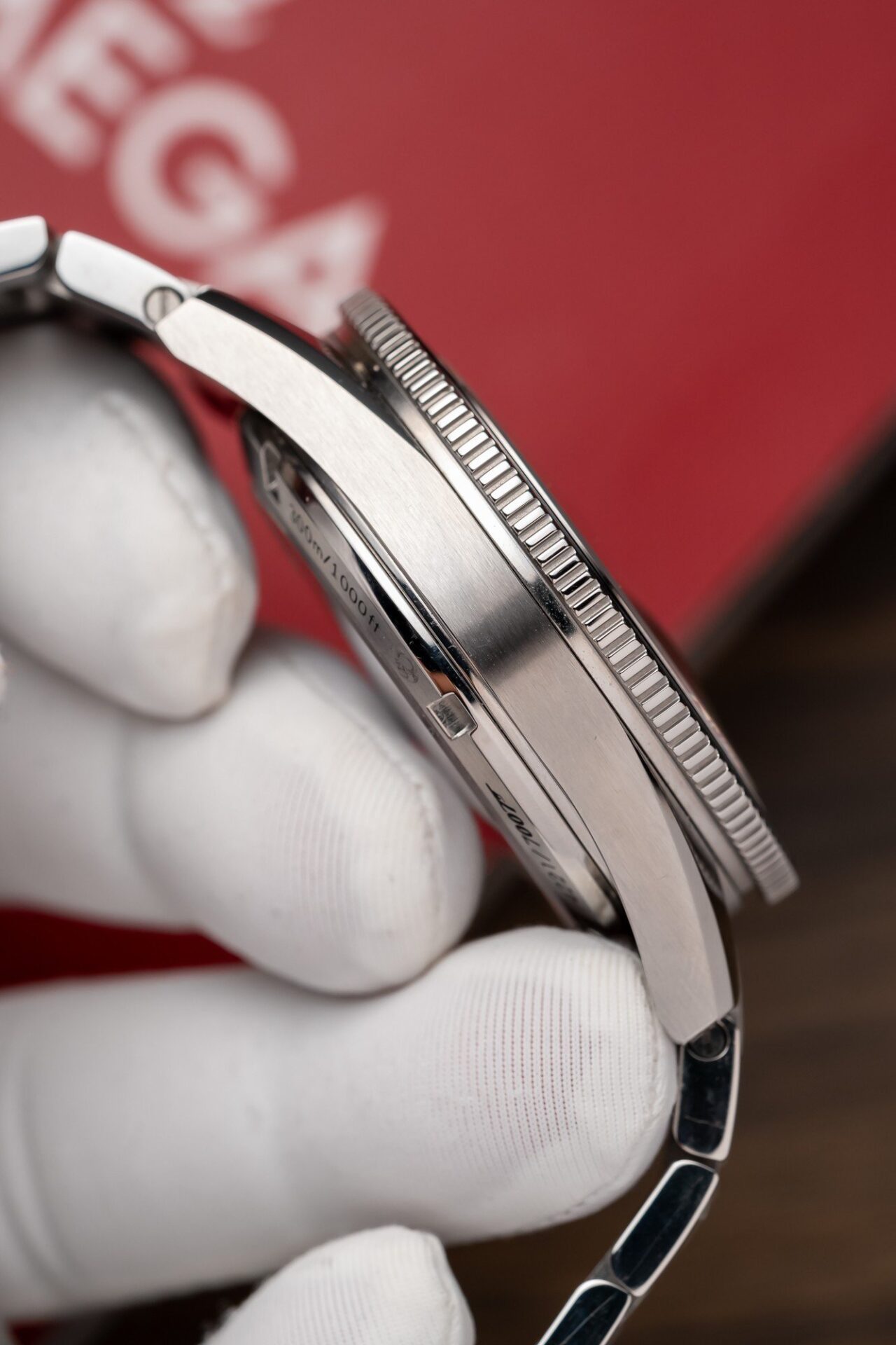 Omega Seamaster 007 Watch Black Dial 41mm - Image 5