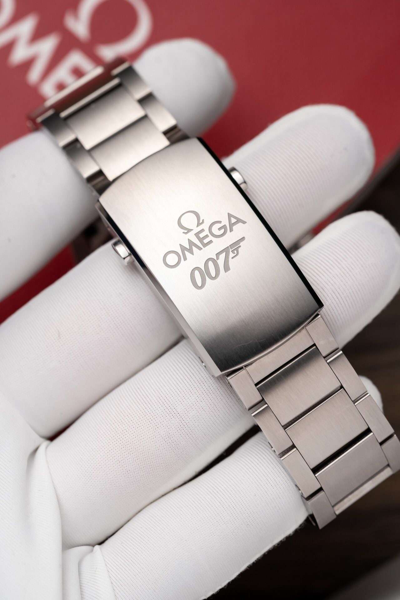 Omega Seamaster 007 Watch Black Dial 41mm - Image 7