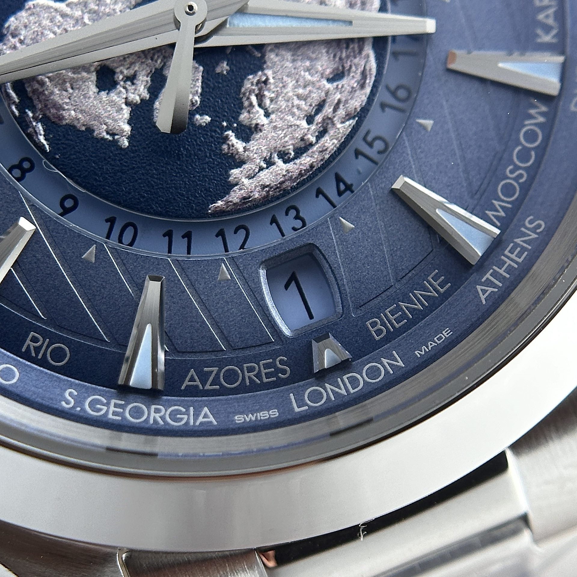 Omega Seamaster Aqua Terra Worldtimer Dial Blue Watch 43mm - Image 3