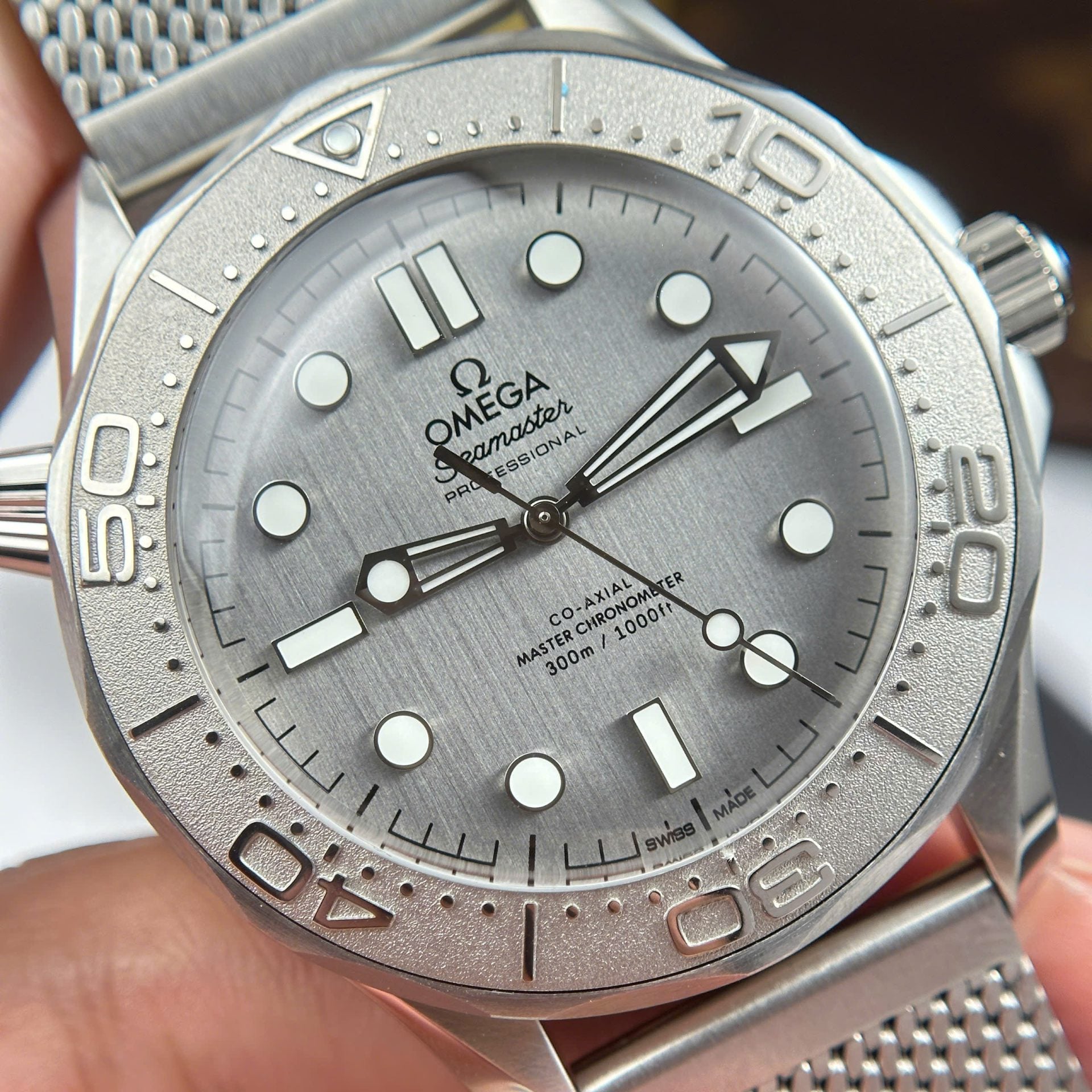 Omega Seamaster Diver 300m Watch Gray Dial 42mm - Image 4