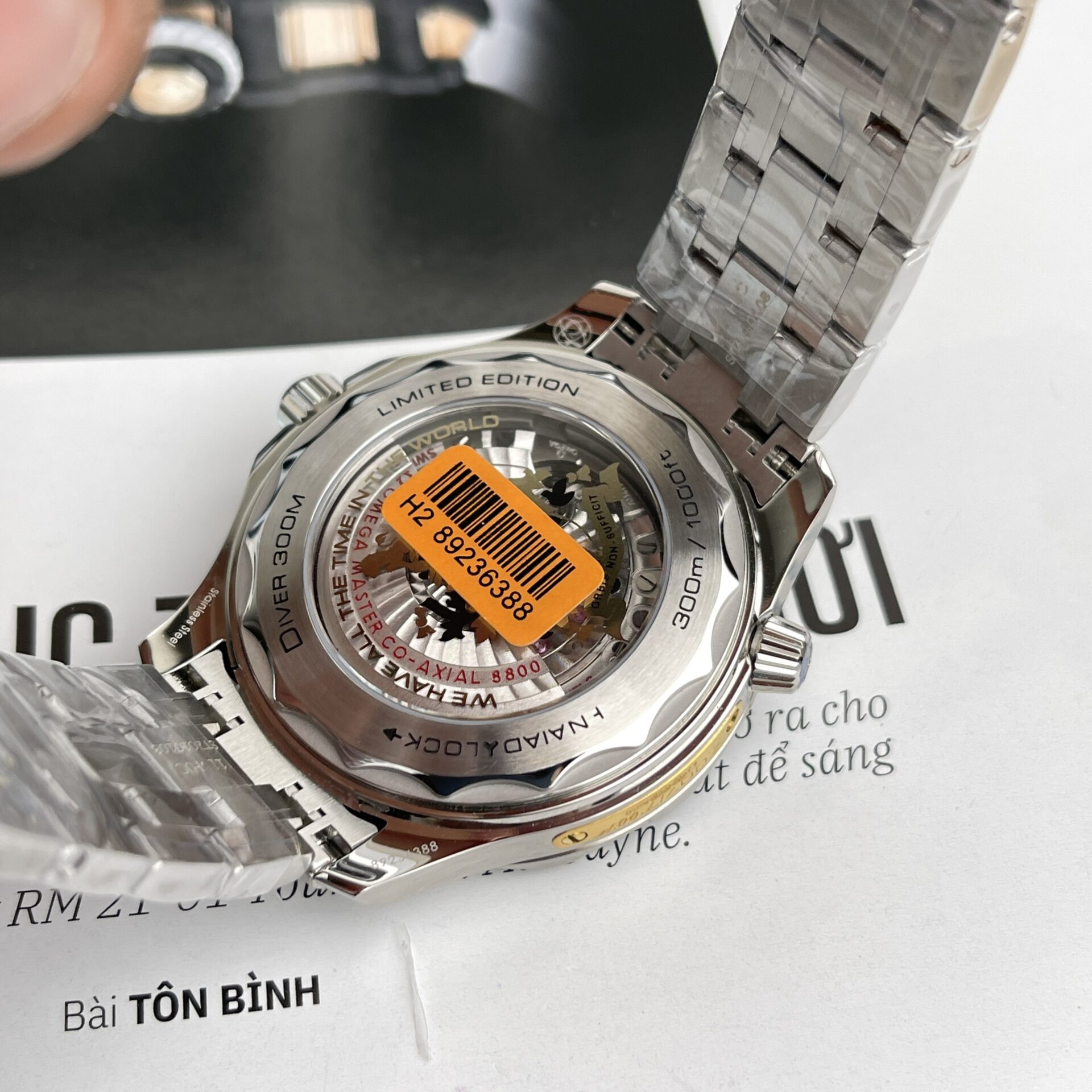 Omega Watch Seamaster James Bond 007 Black Dial 42mm - Image 6