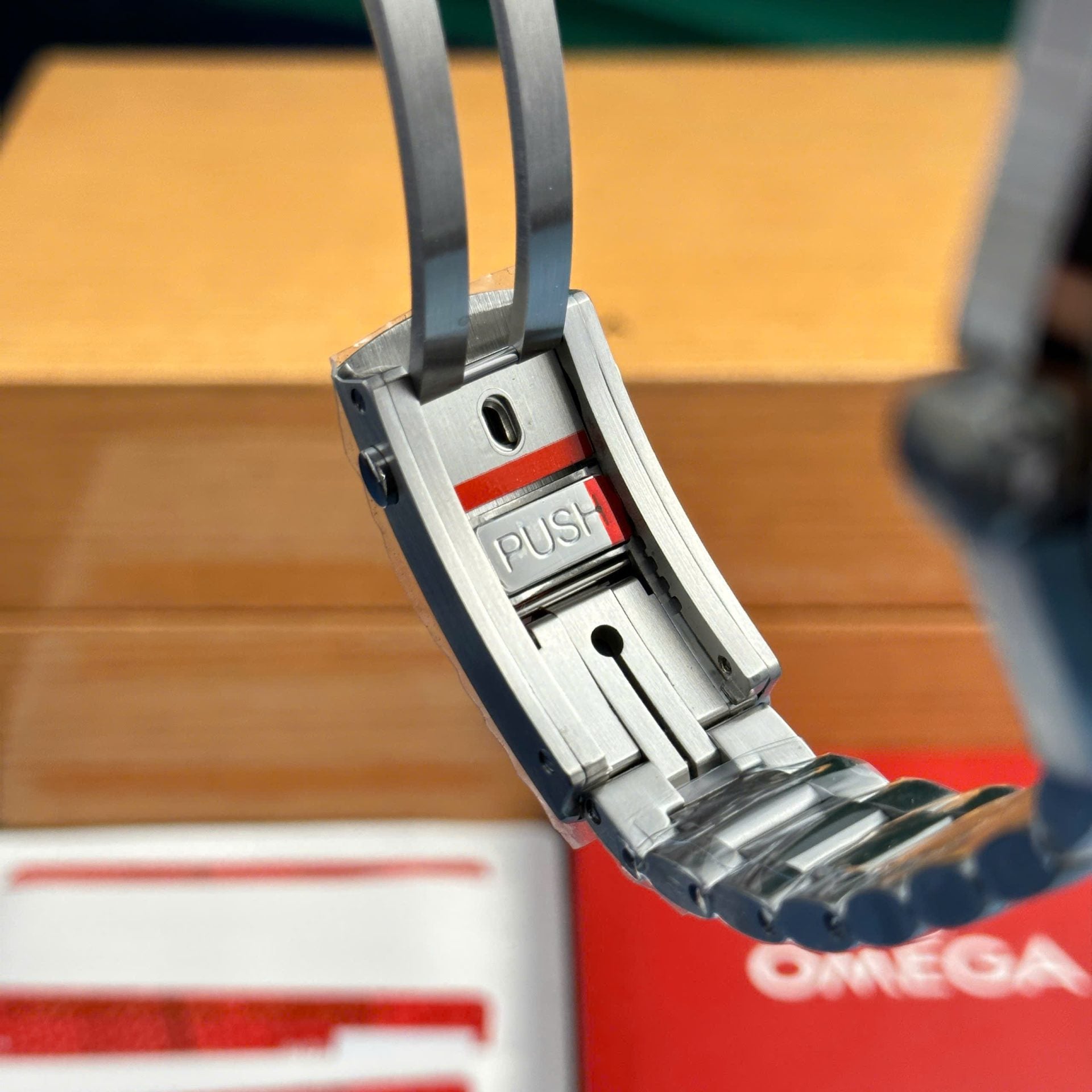 Omega Seamaster Planet Ocean 600M Watch Metal Wire 43.5mm - Image 11