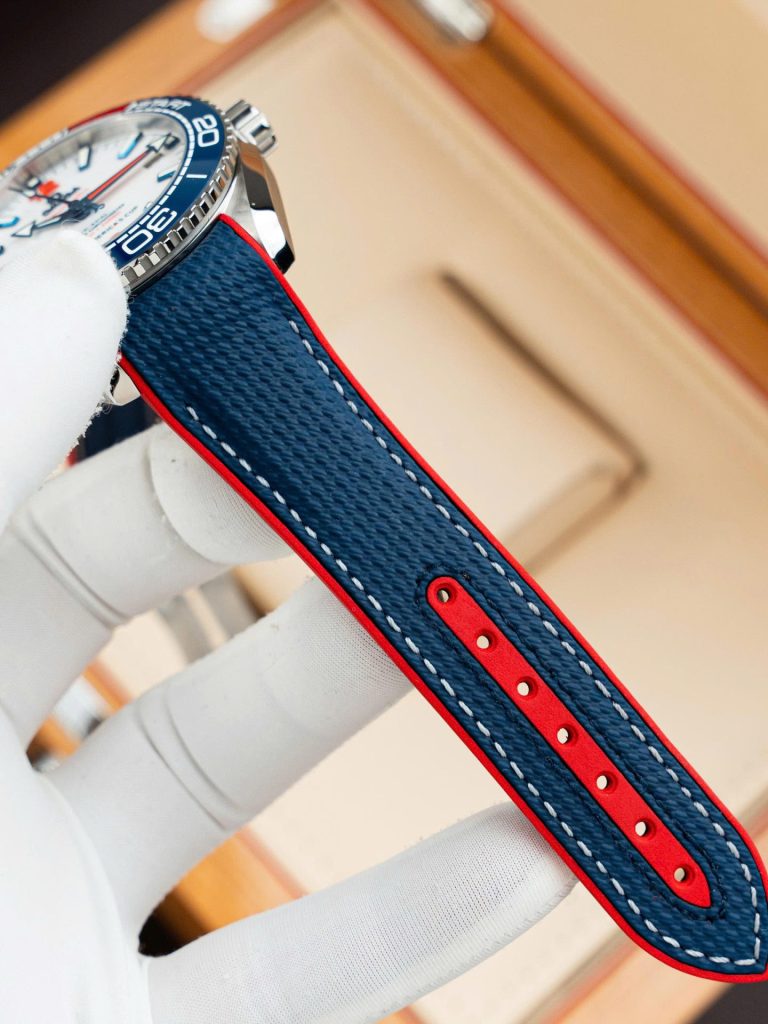 Đồng Hồ Omega Seamaster Planet Ocean 600M Replica 11 Mặt Trắng Dây Cao Su Xưởng VS 43,5mm (2)