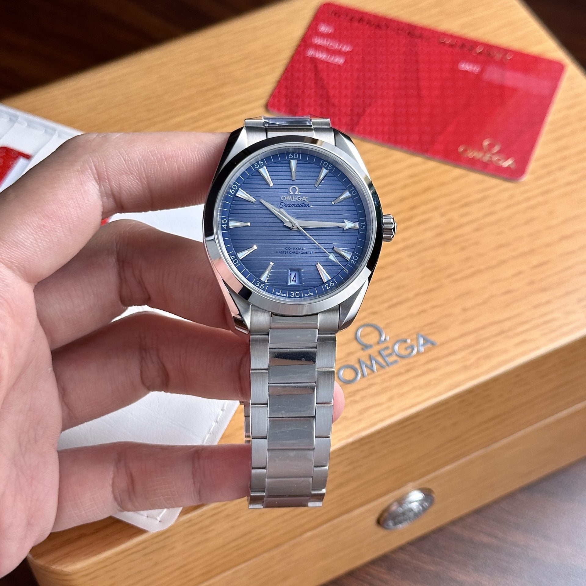 Omega Seamaster Summer Blue Dial Watch 41mm - Image 2
