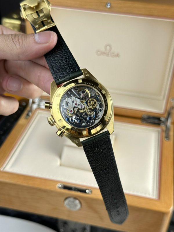 Omega Speedmaster Moonwatch Watch Green Dial 44mm - Image 7