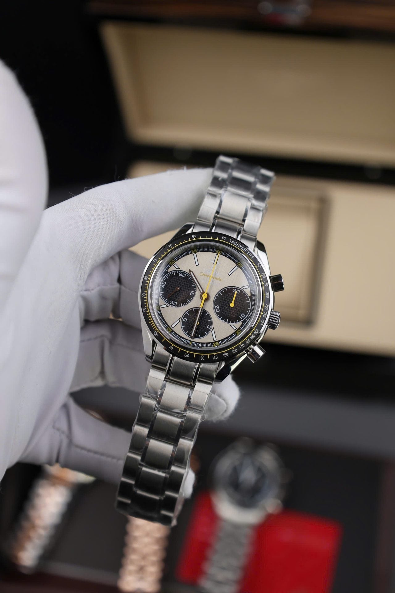 Omega Speedmaster Watch Racing Chronograph Gray Dial 40mm - Image 3