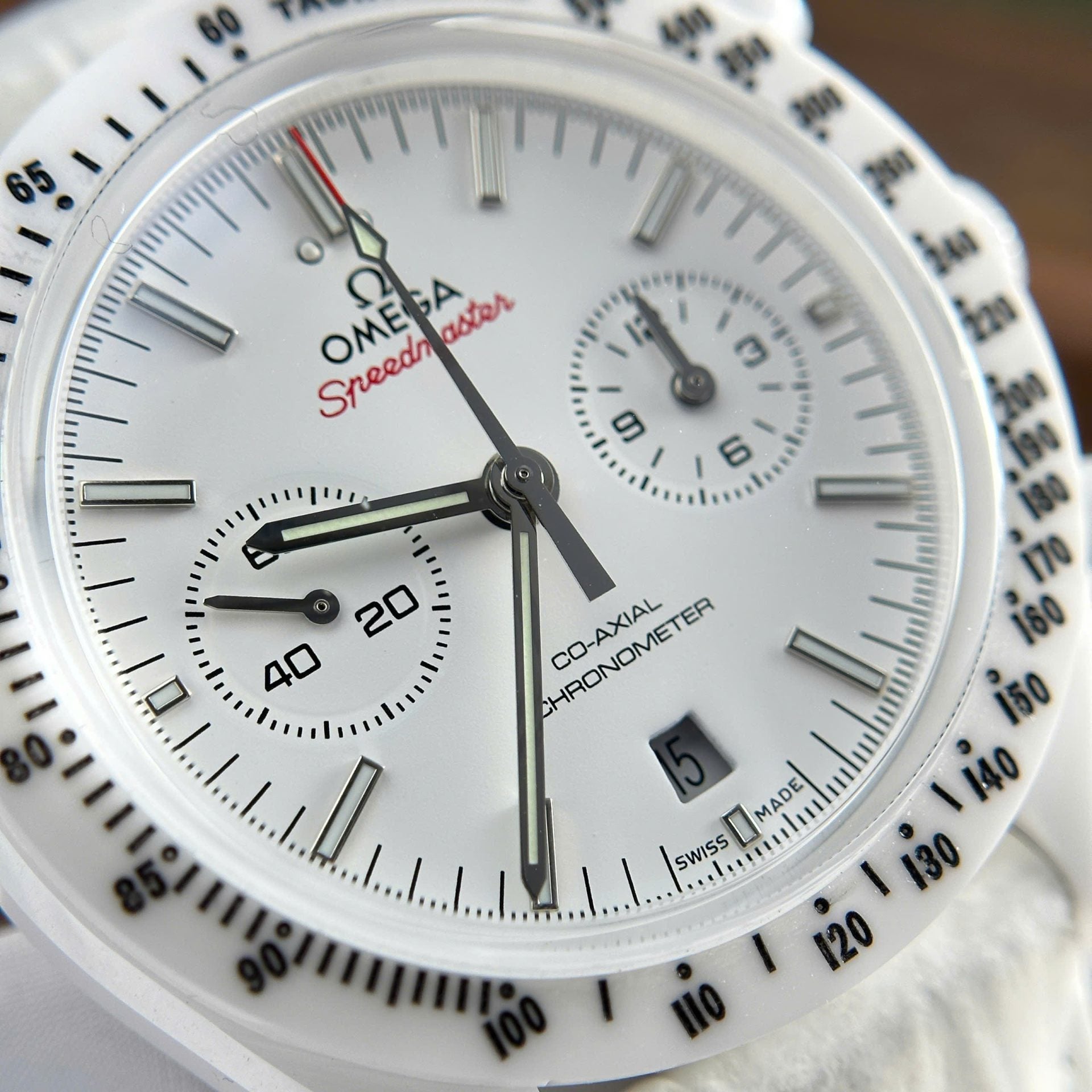 Omega Speedmaster White Side of The Moon White Ceramic Watch 44mm - Image 7