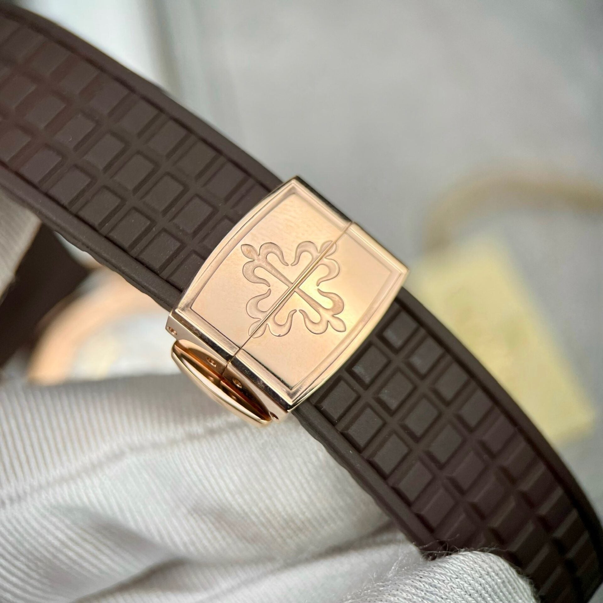 Patek Philippe Aquanaut 5062 Watch Gold Wrapped Moissanite 35.6mm - Image 9