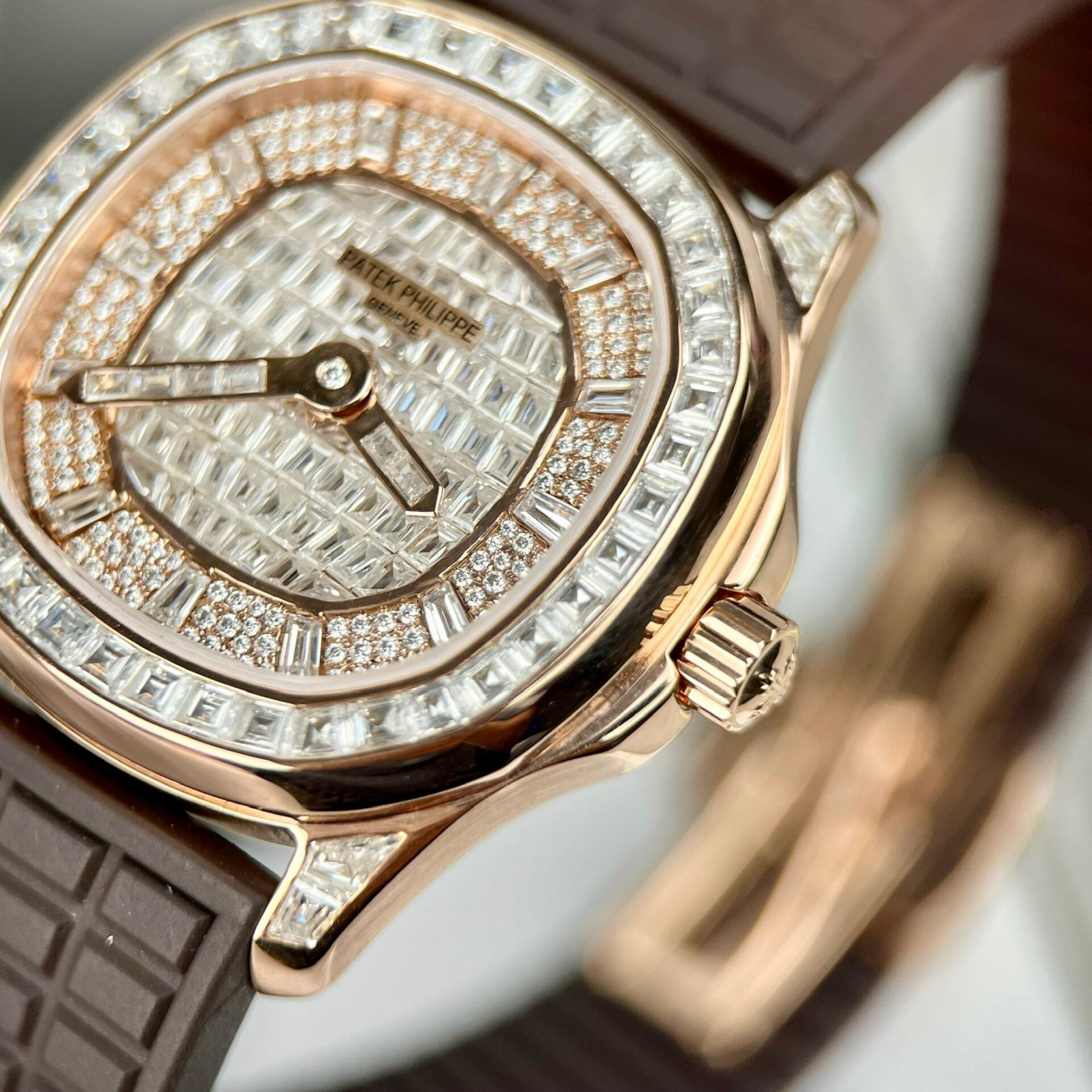 Patek Philippe Aquanaut 5062 Watch Gold Wrapped Moissanite 35.6mm - Image 5