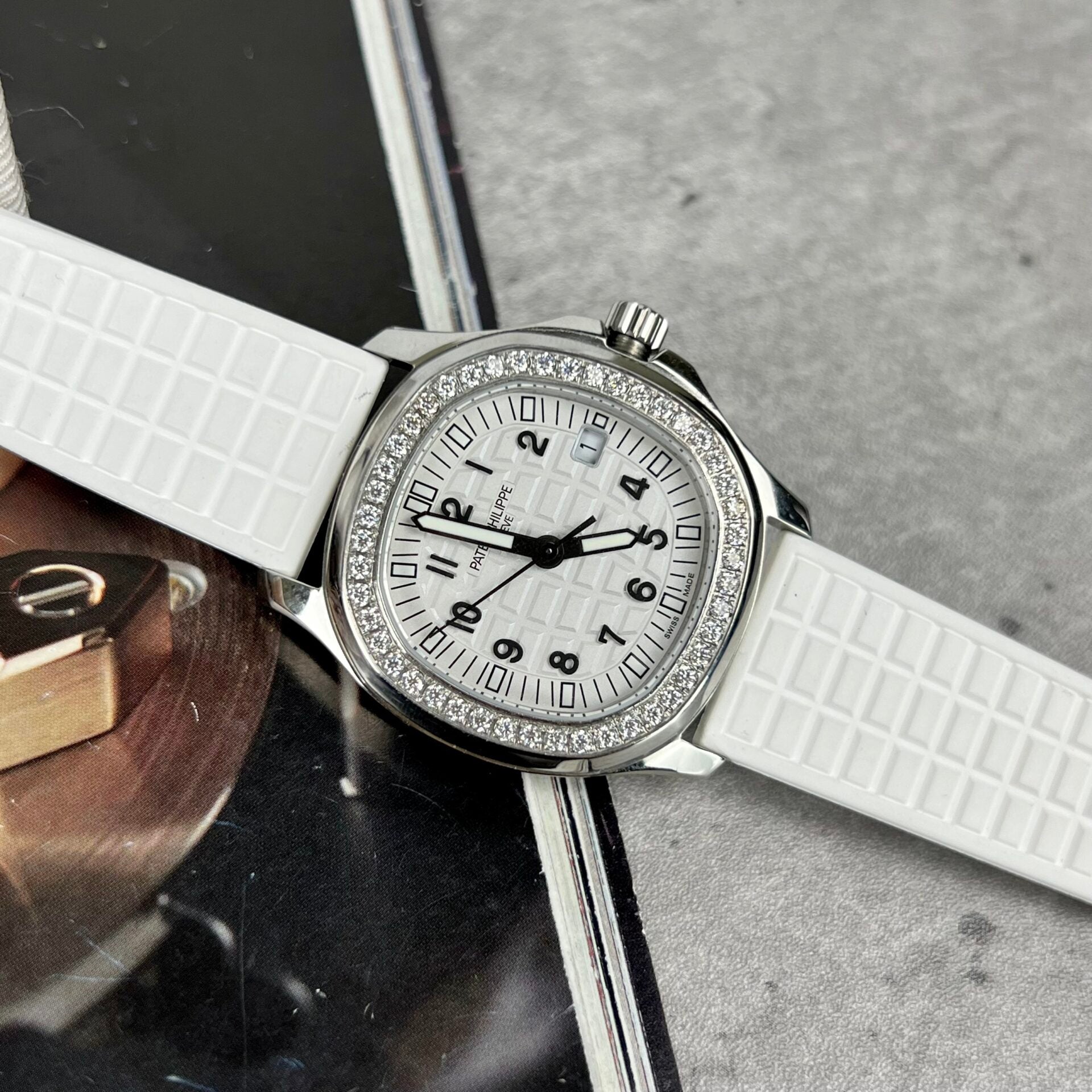 Patek Philippe Aquanaut 5067A Watch With Moissanite Diamond 35.6mm - Image 2