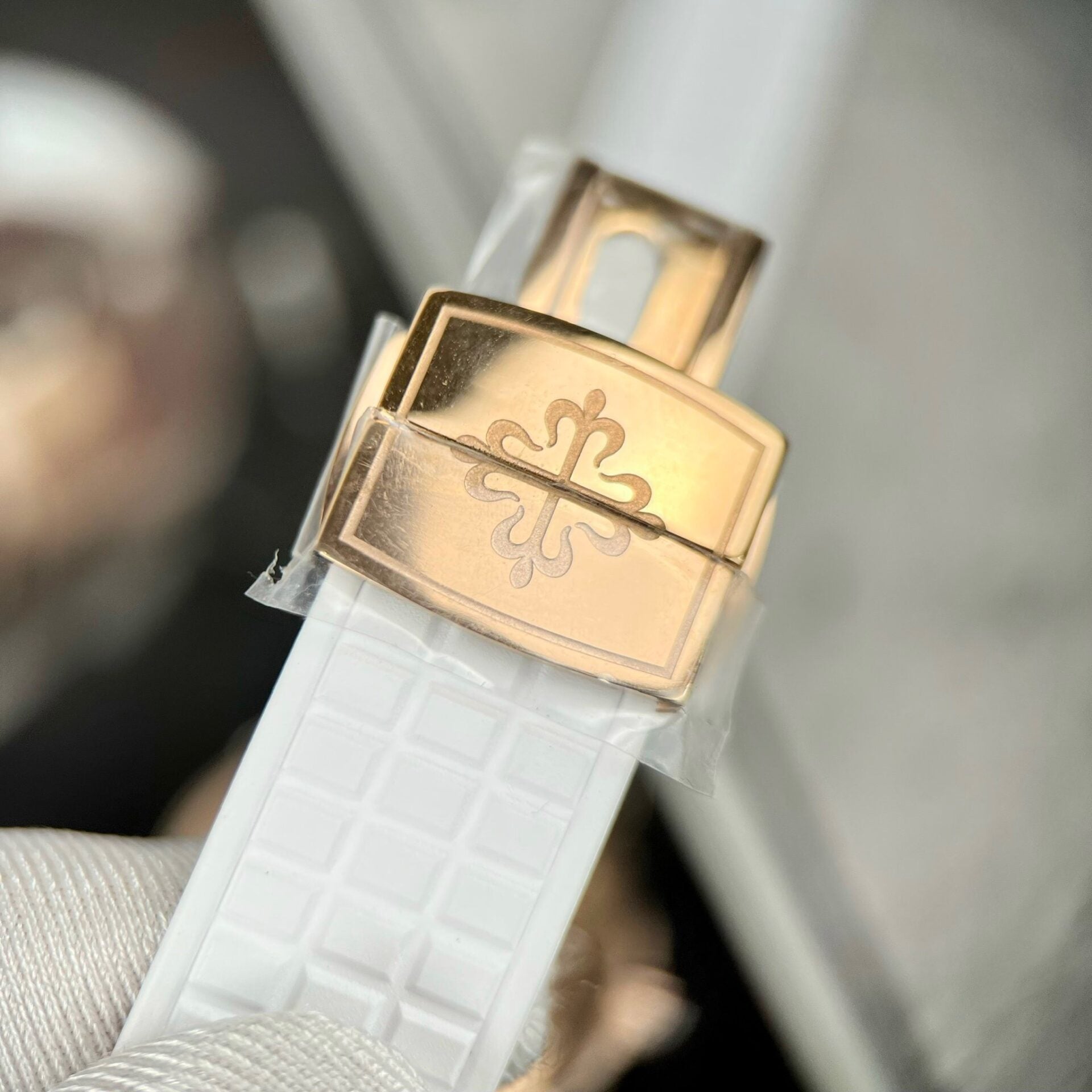 Patek Philippe Aquanaut 5069R With Moissanite Watch 35.2mm - Image 8