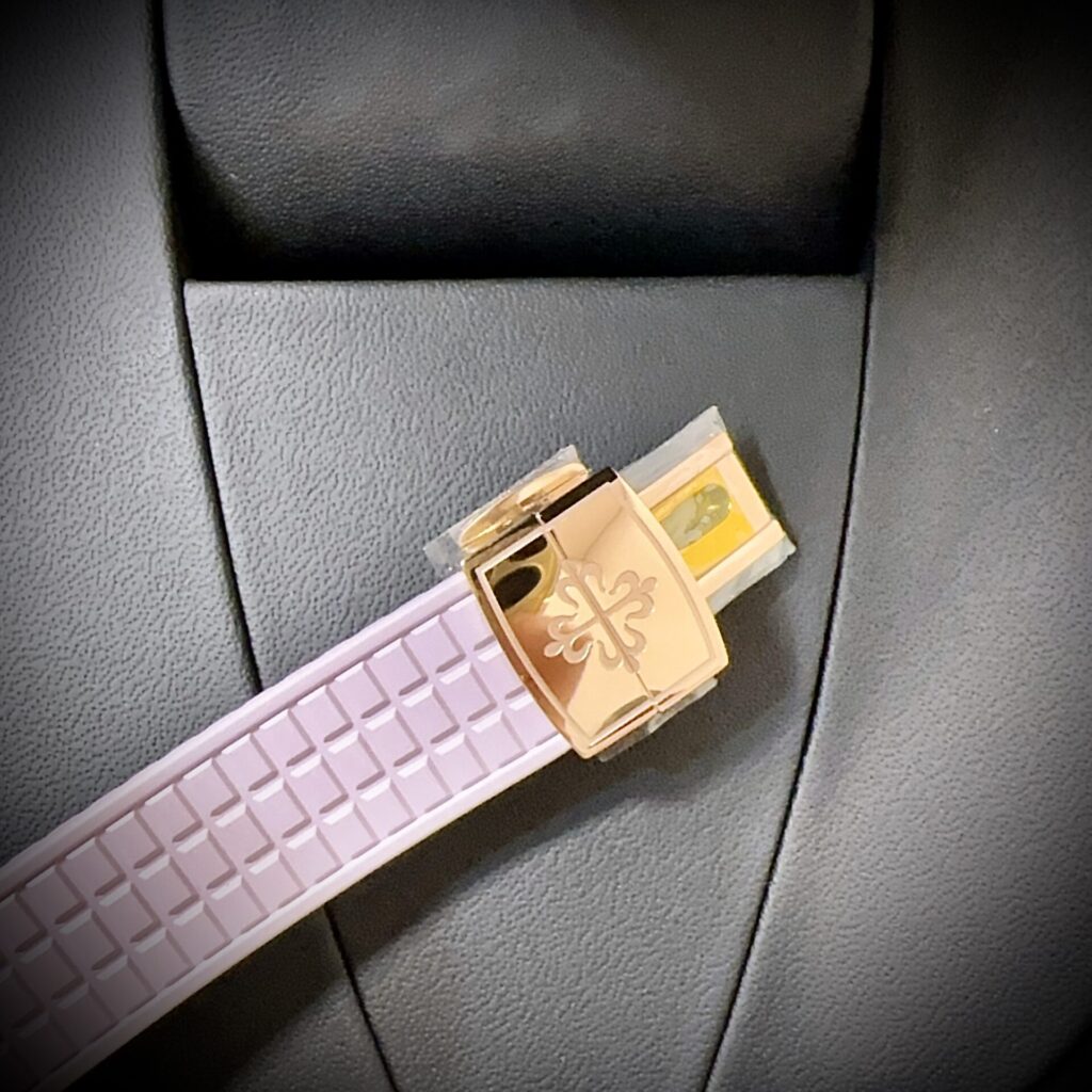 Đồng Hồ Patek Philippe Aquanaut 5072R Nữ Màu Hồng PPF (2)