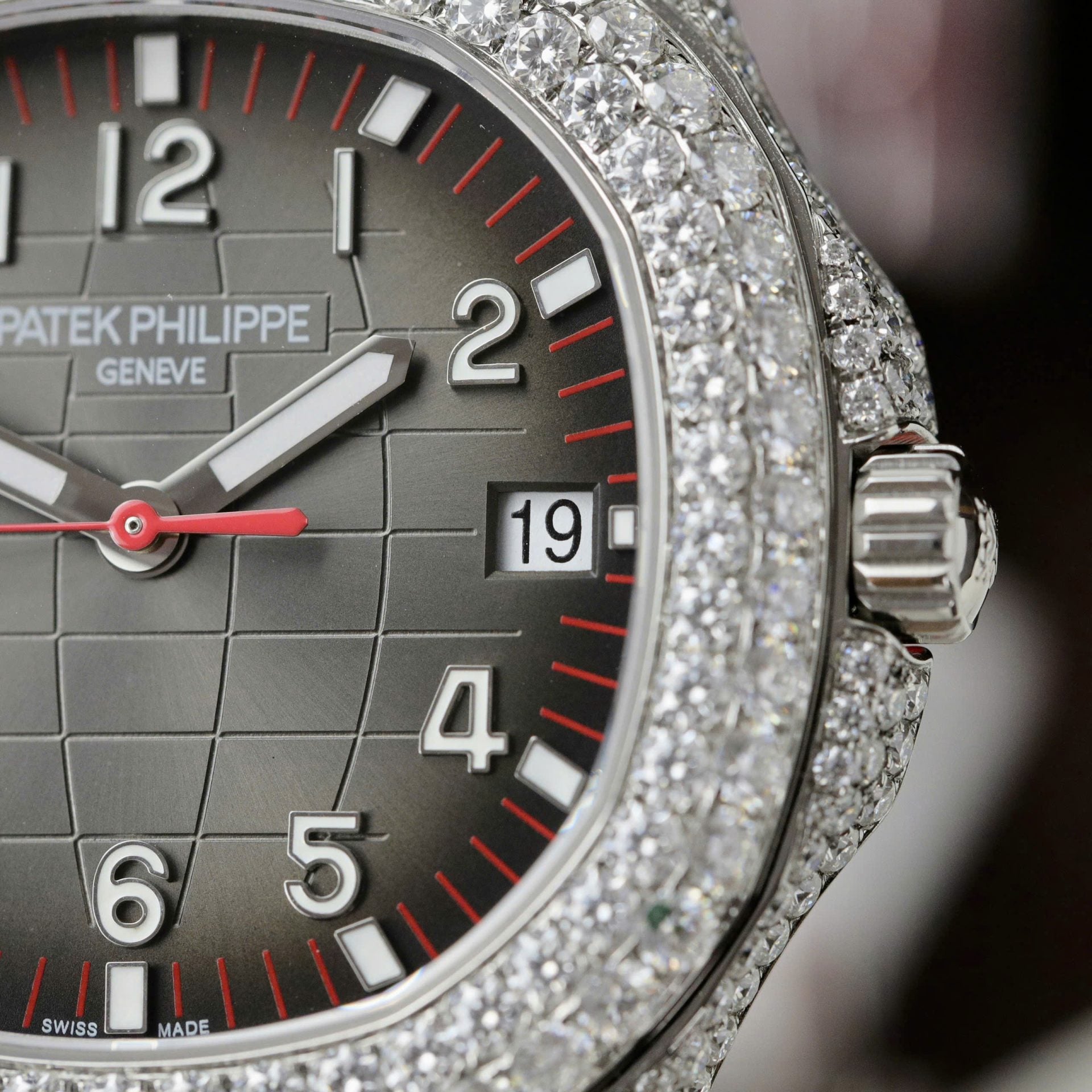 Patek Philippe Aquanaut 5167 Watch Moissanite Diamonds Red Rubber Strap 40mm - Image 6
