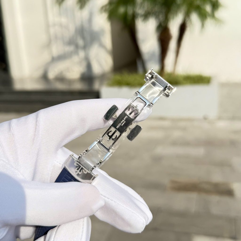 Đồng Hồ Patek Philippe Aquanaut 5168 Rep 11 Mặt Xanh Blue Máy Khắc Nhà Máy BBF 42,2mm (2)