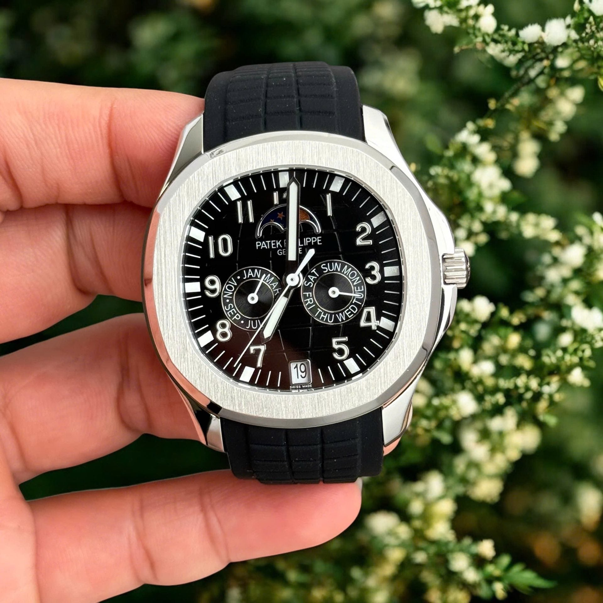 Patek Philippe Aquanaut 5261 Watch Black Rubber Strap 40mm