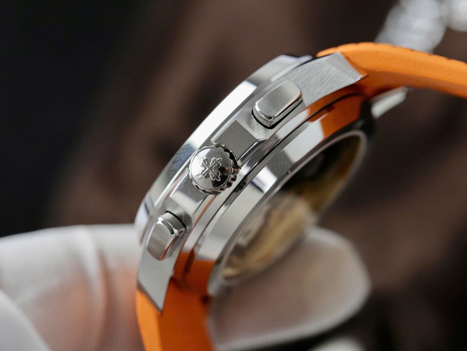 Patek Philippe Aquanaut 5968A Watch Orange Rubber Strap 42.2mm - Image 7